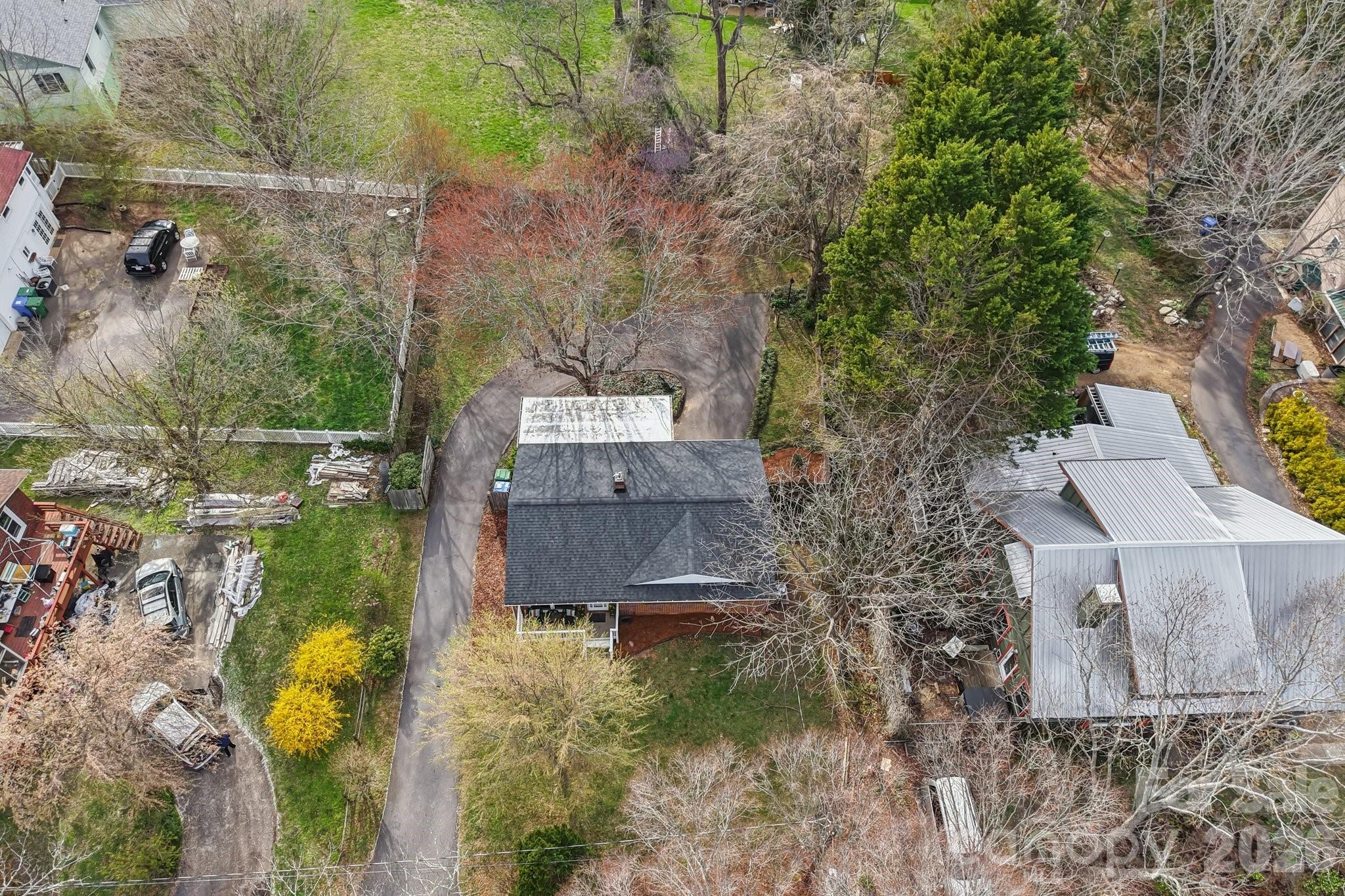 98 Oak Knoll Road
