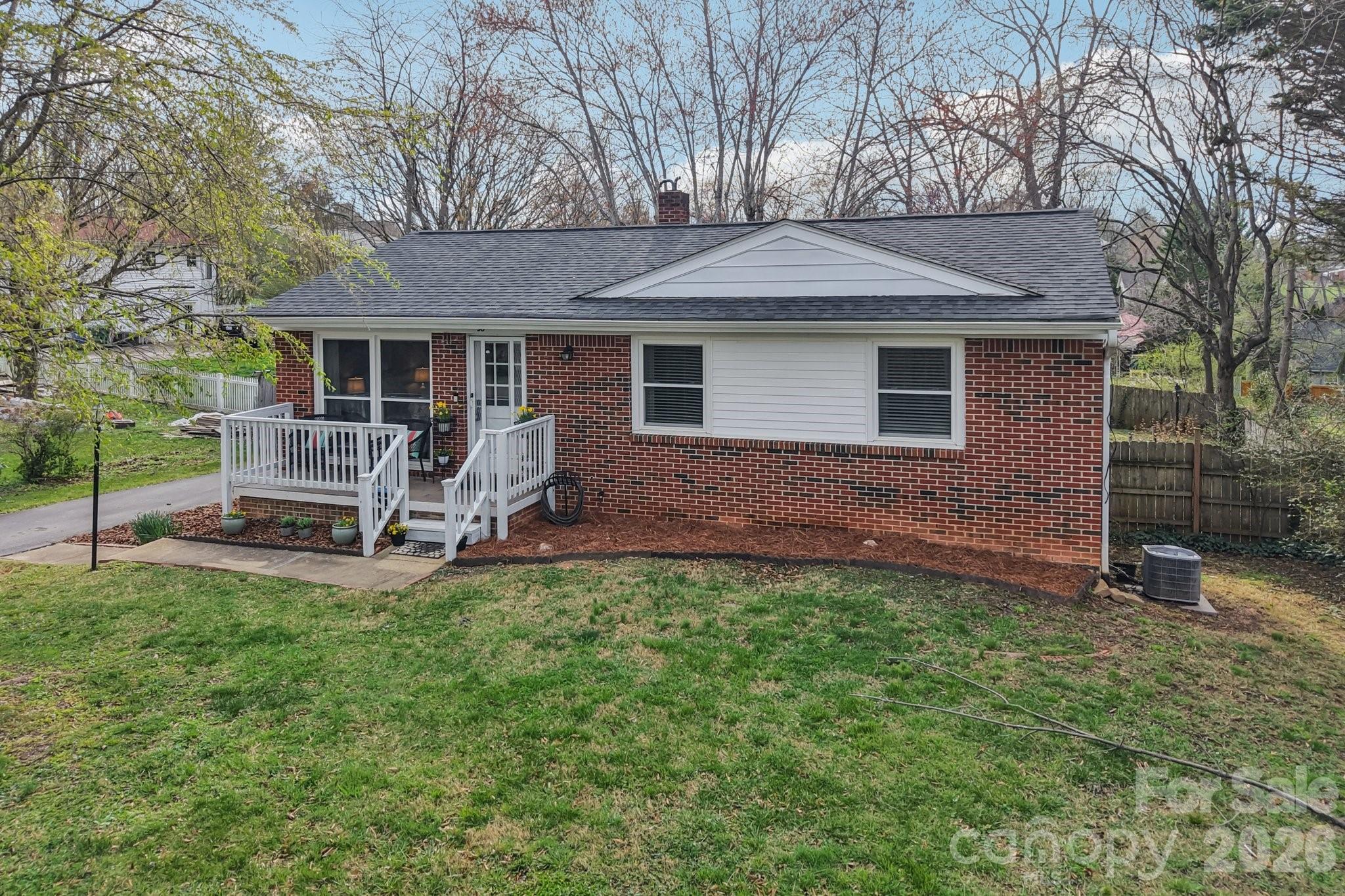 98 Oak Knoll Road