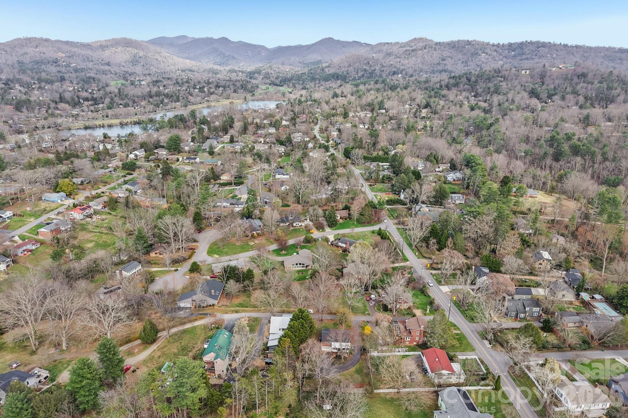 98 Oak Knoll Road