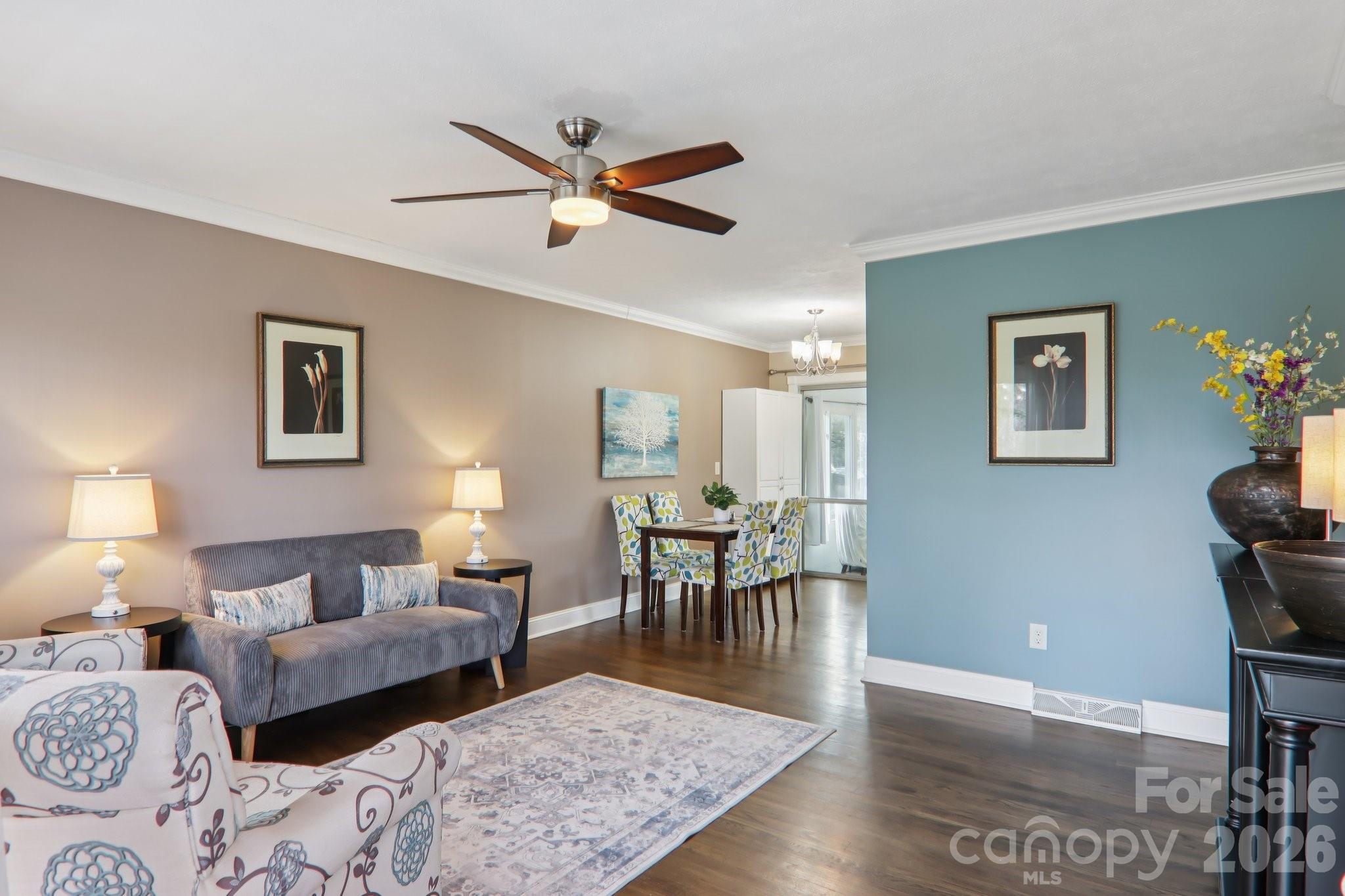 98 Oak Knoll Road