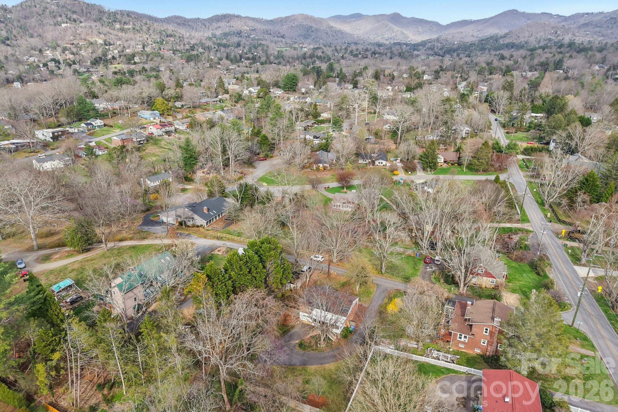 98 Oak Knoll Road