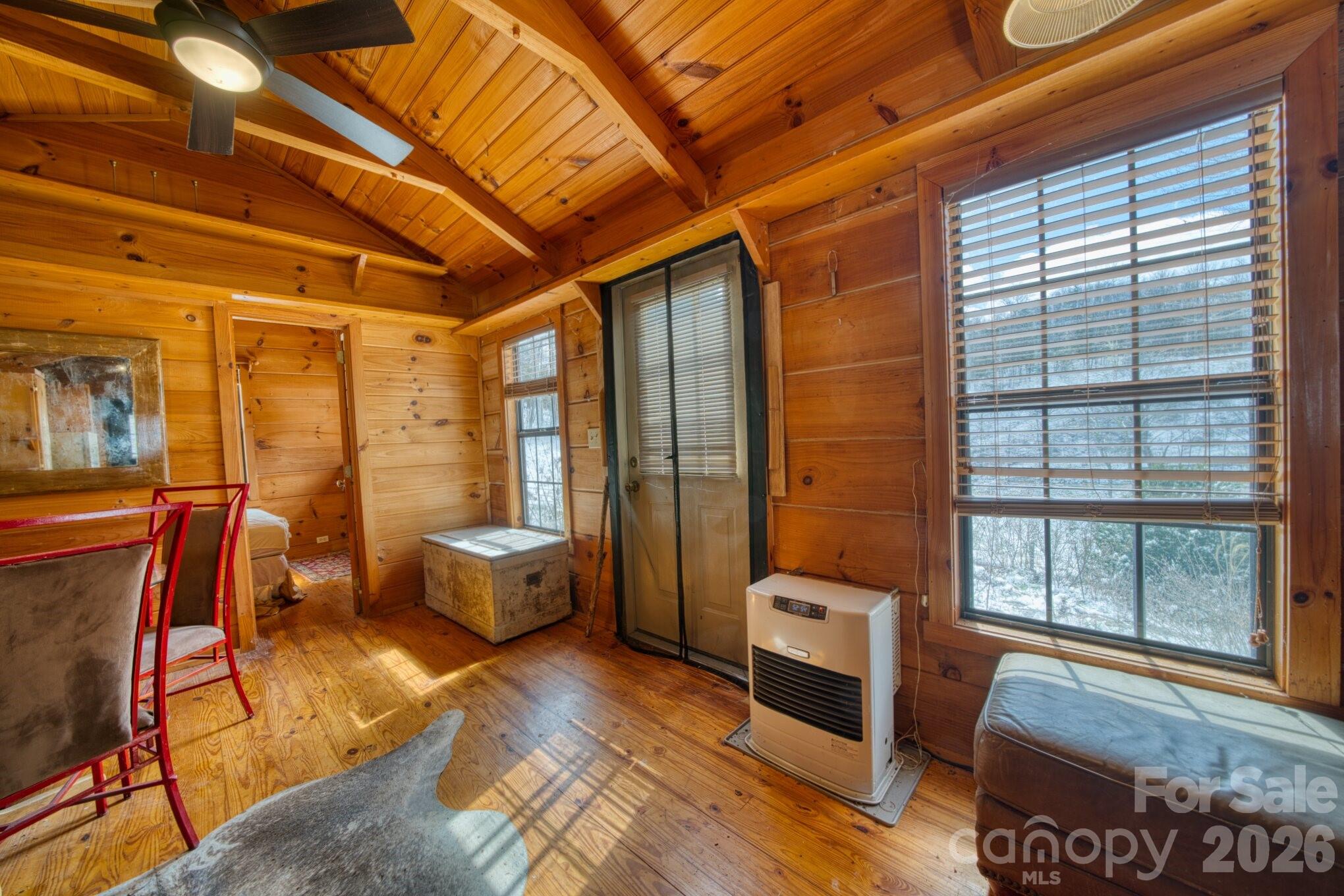 292 Crow Lane