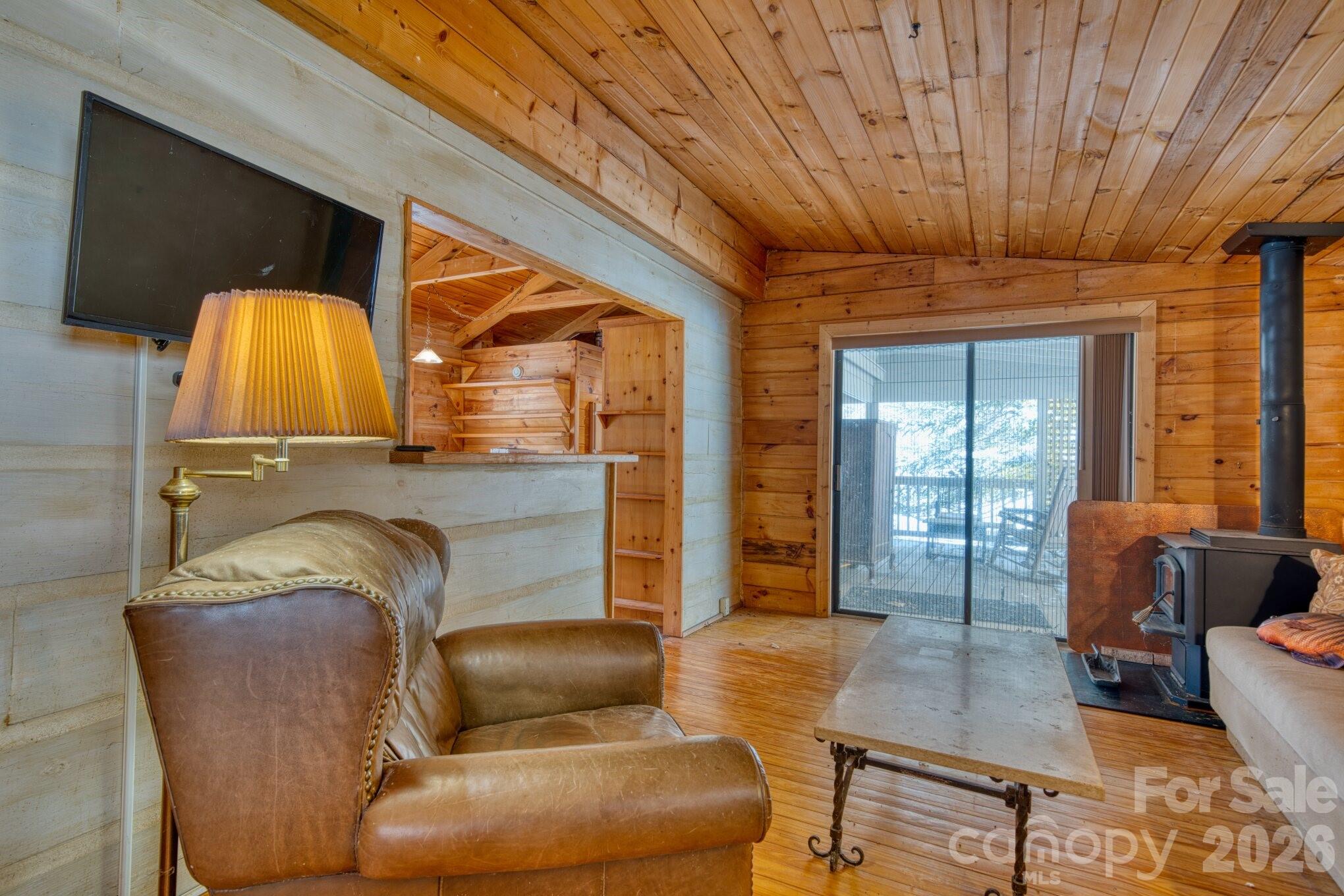 292 Crow Lane