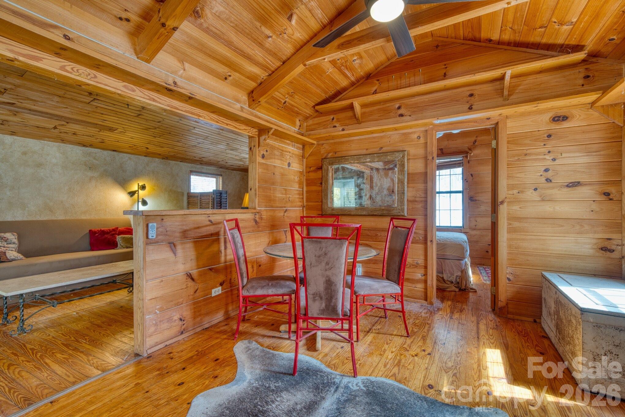 292 Crow Lane