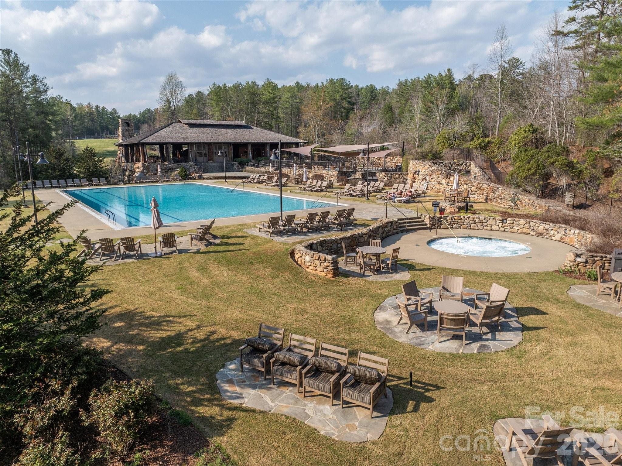 40 Turtle Head Drive