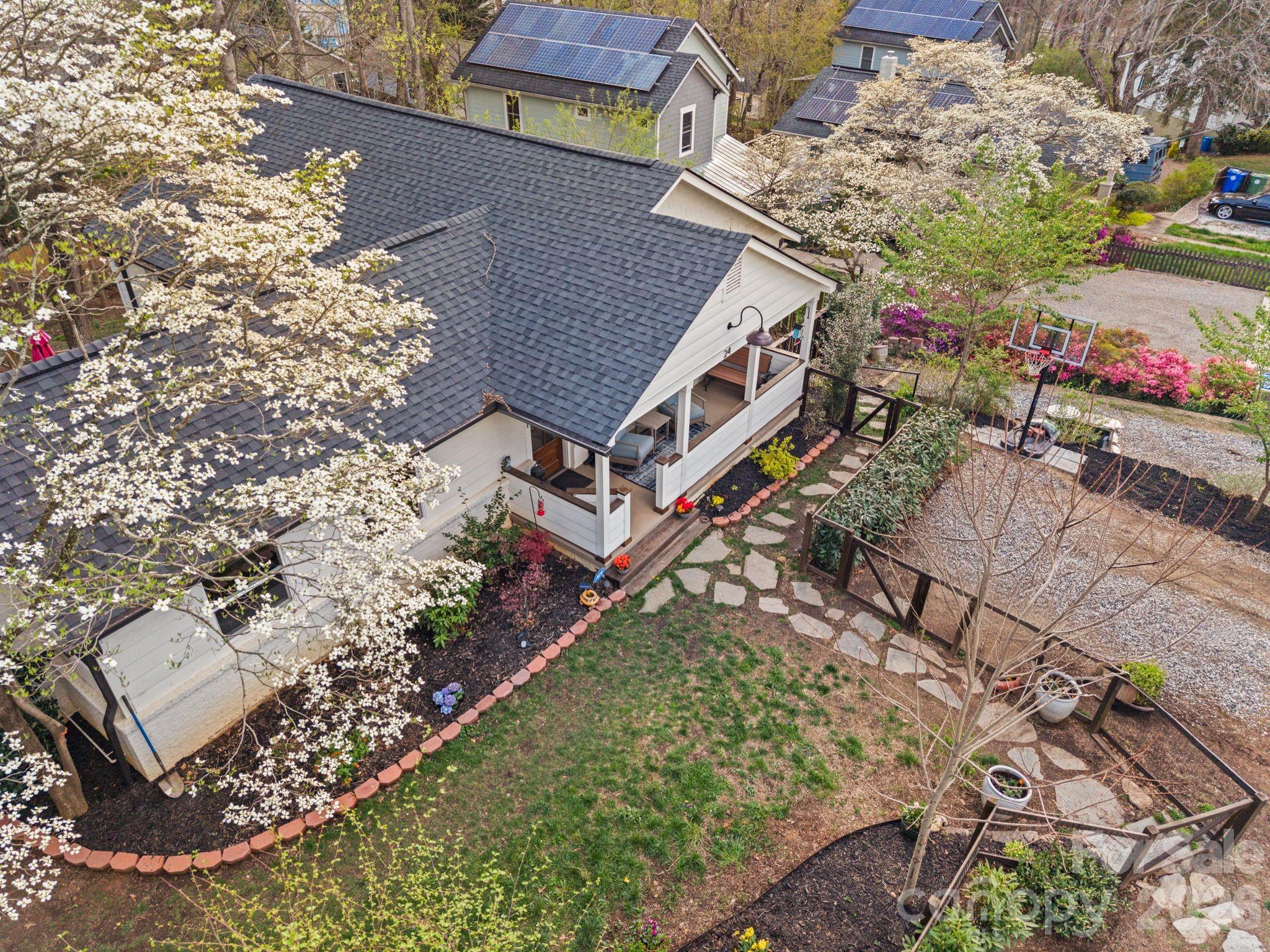 24 Dellwood Street