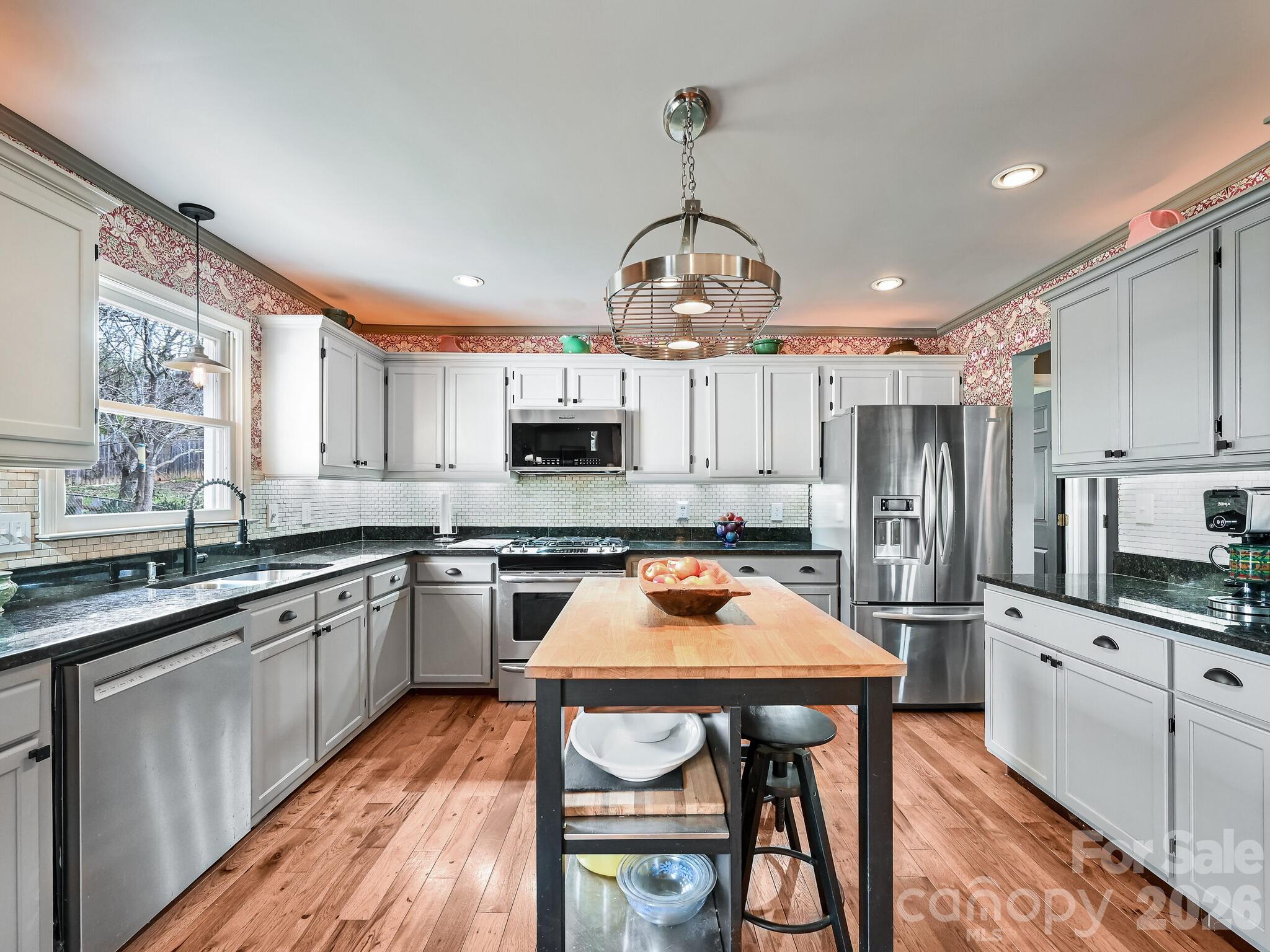 17 Marlwood Court Unit: 127