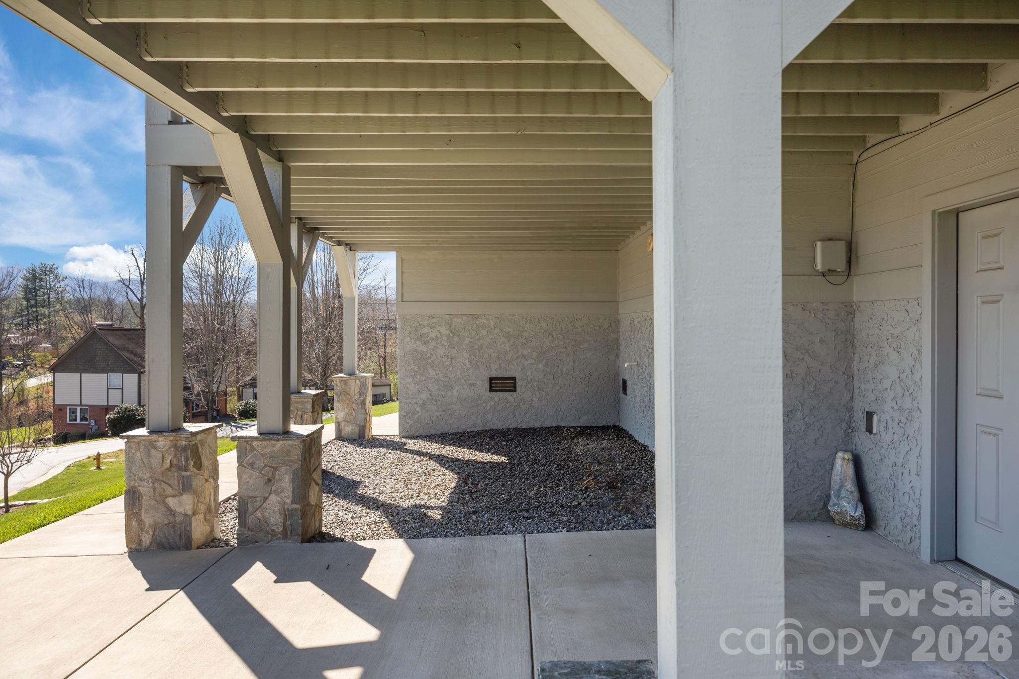 112 Meadow Breeze Road