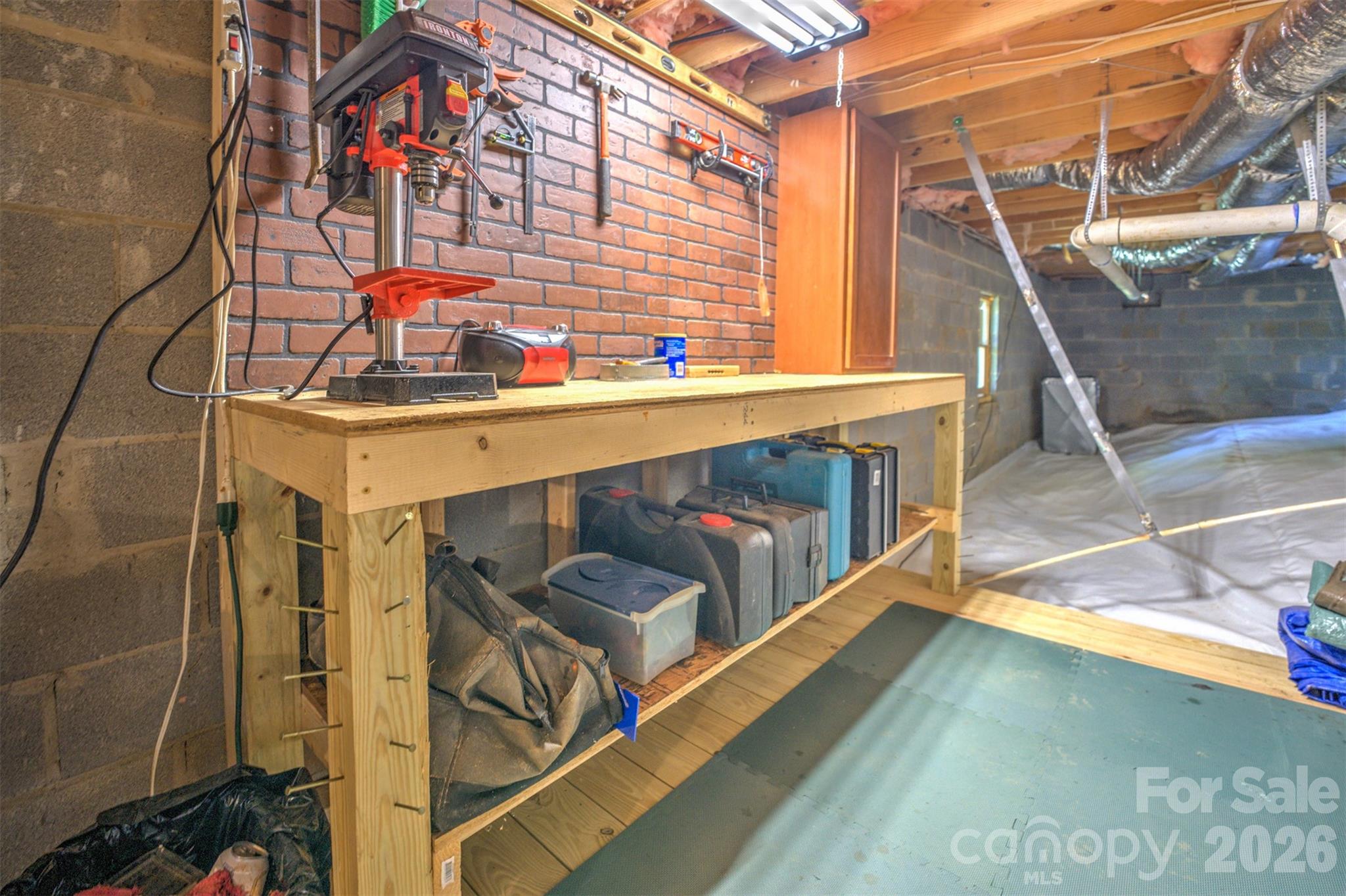 612 Whispering Winds Road