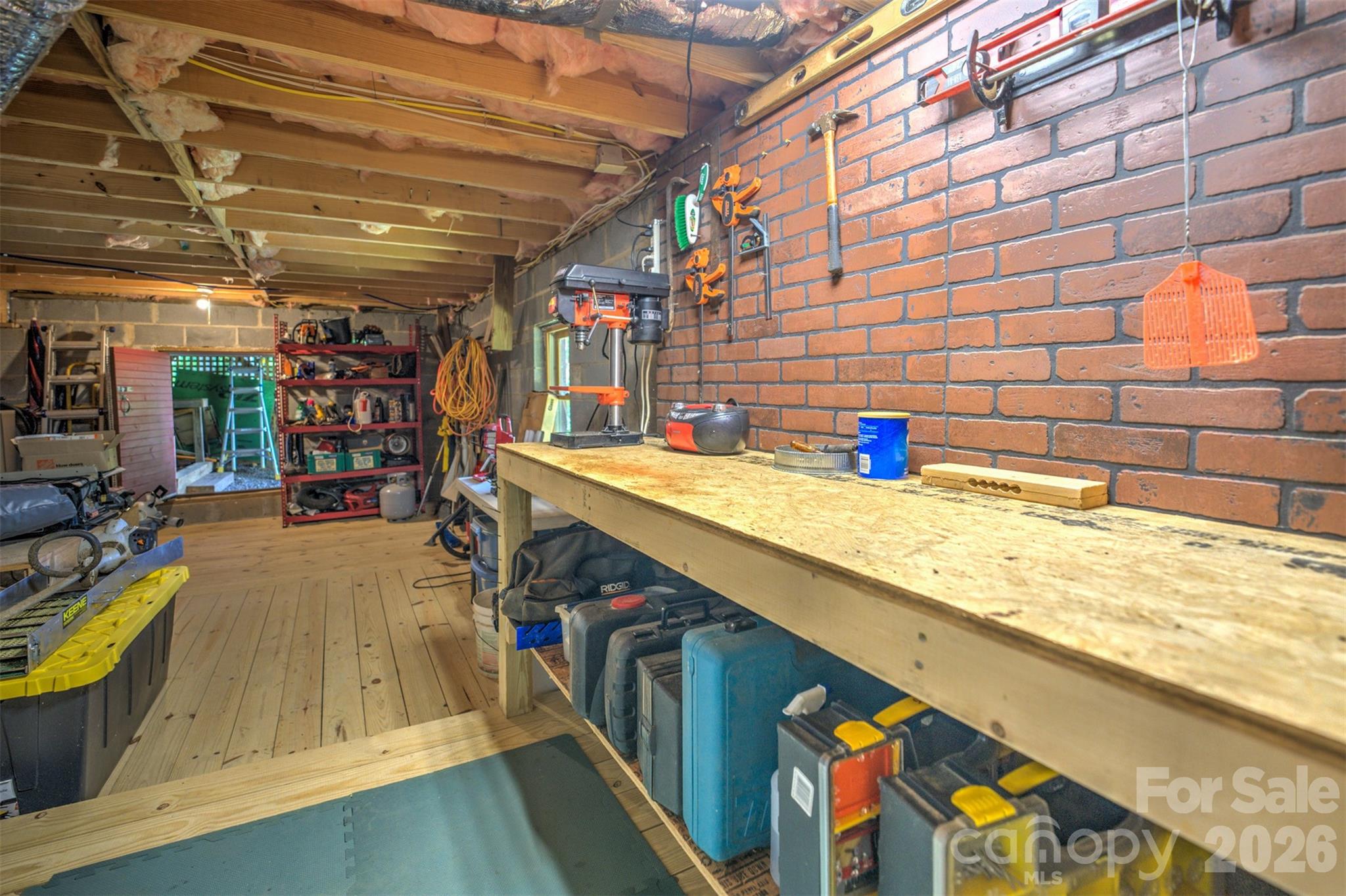 612 Whispering Winds Road