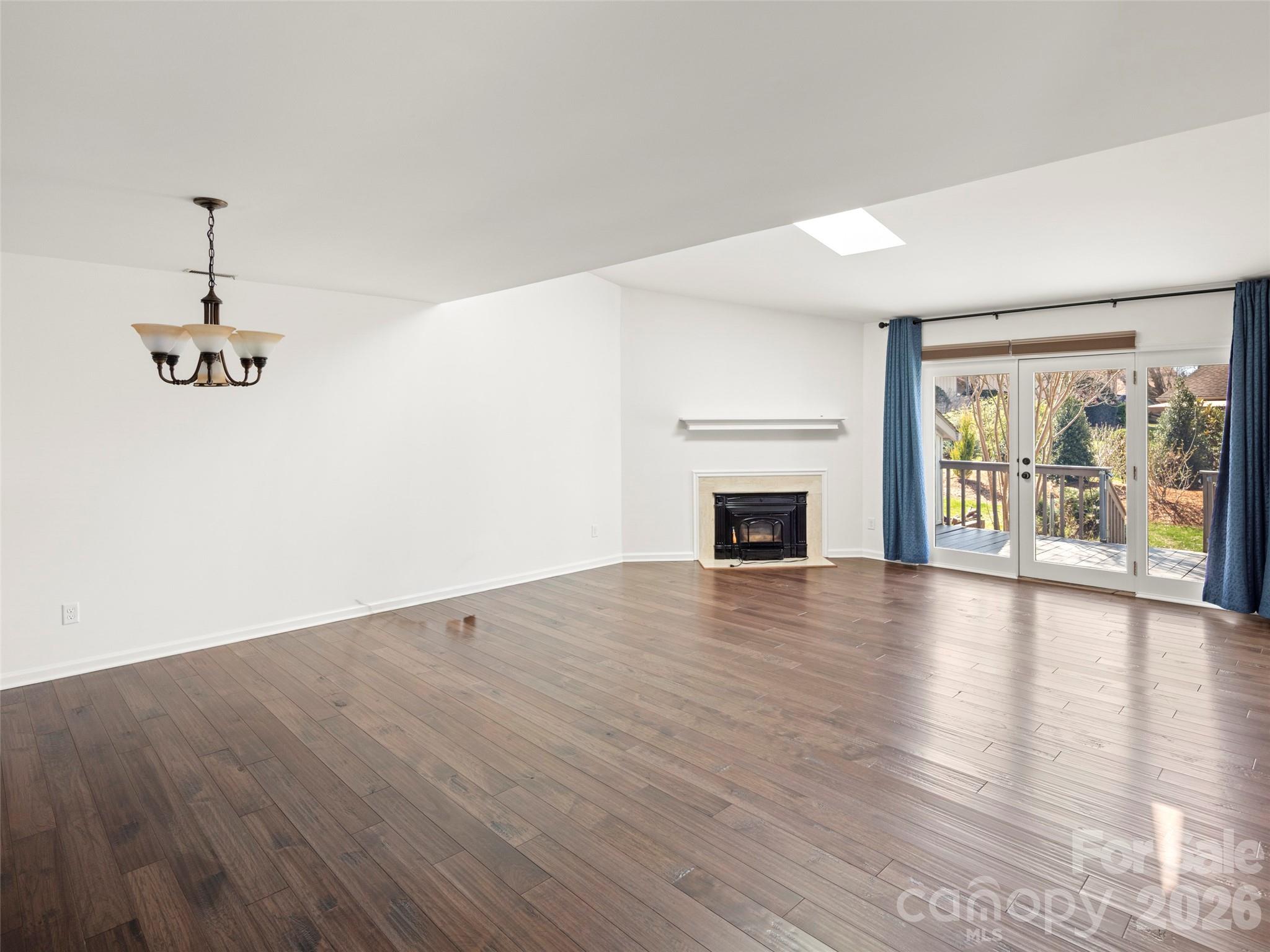 141 Deerlake Drive