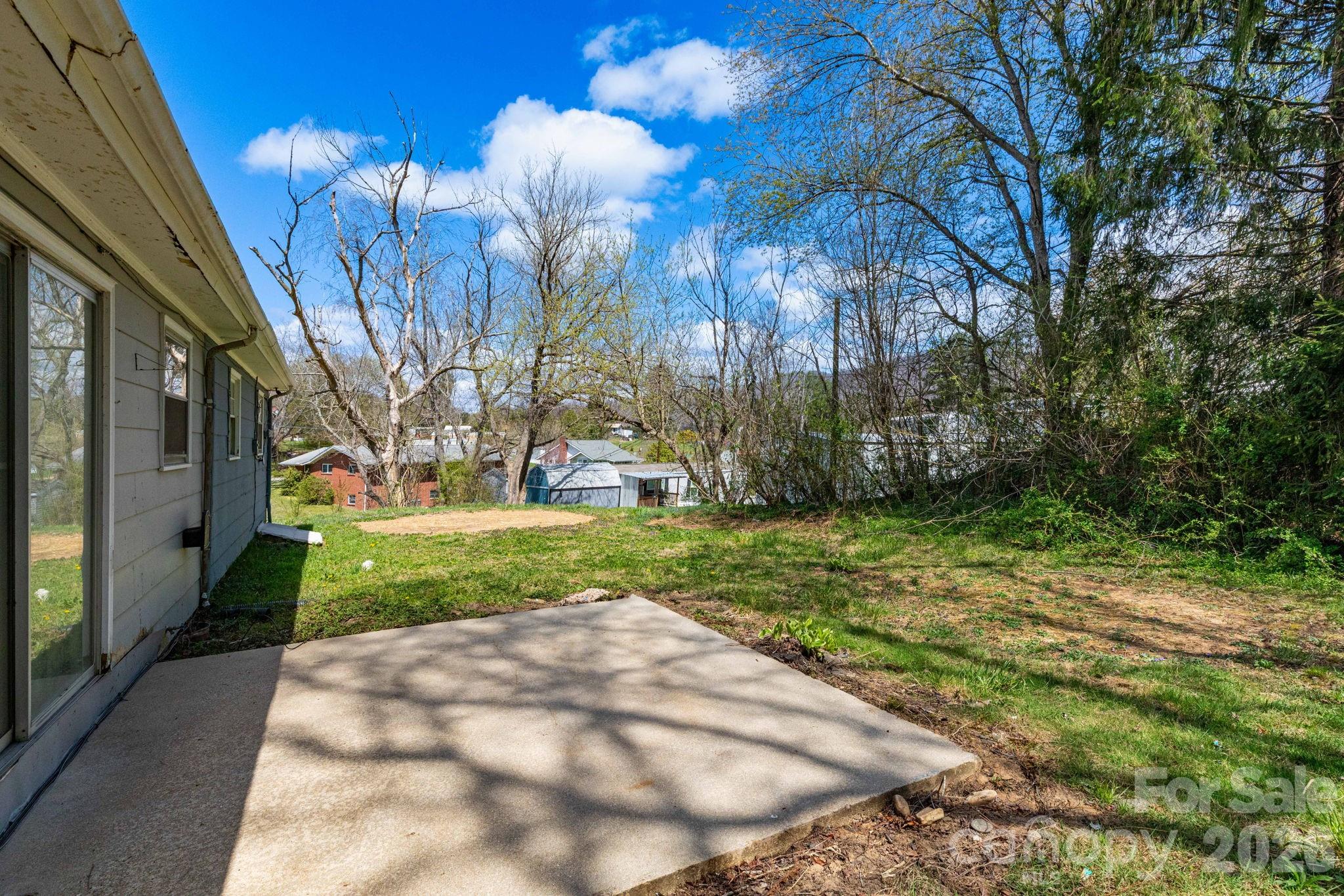 380 Woodland Church Road