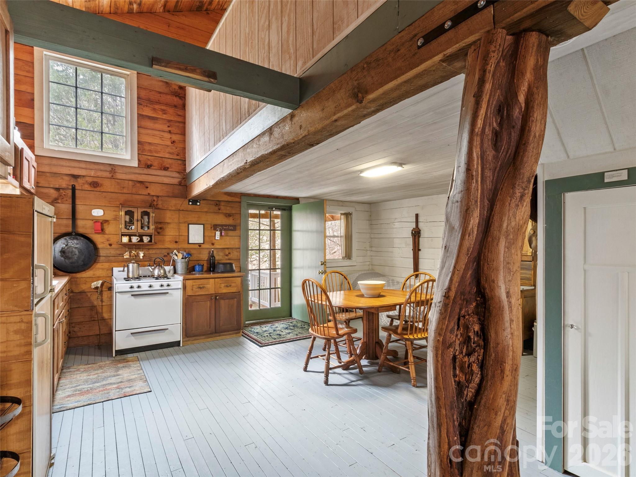 2701 Roses Branch Road