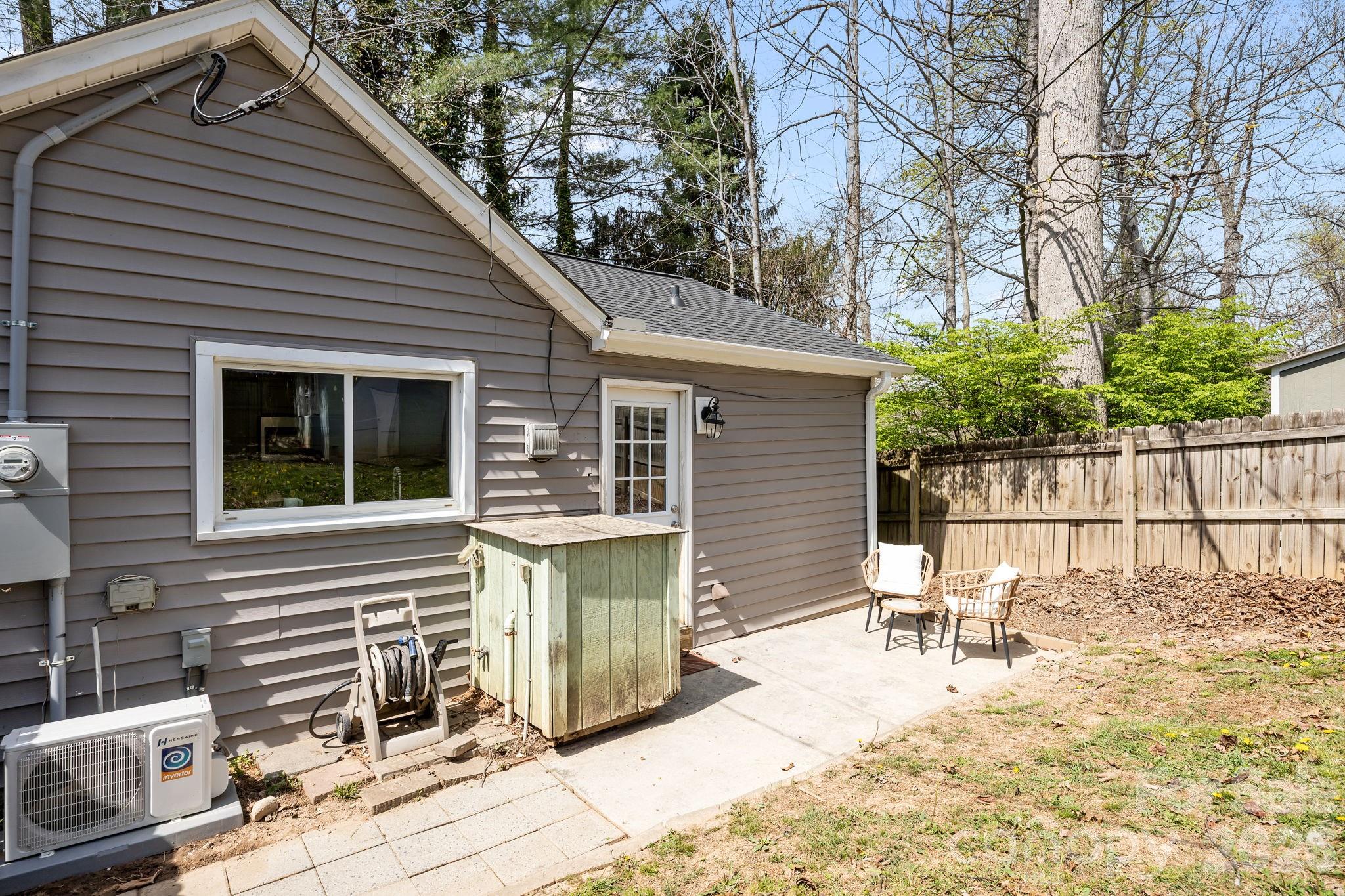 11 Log Cabin Trail