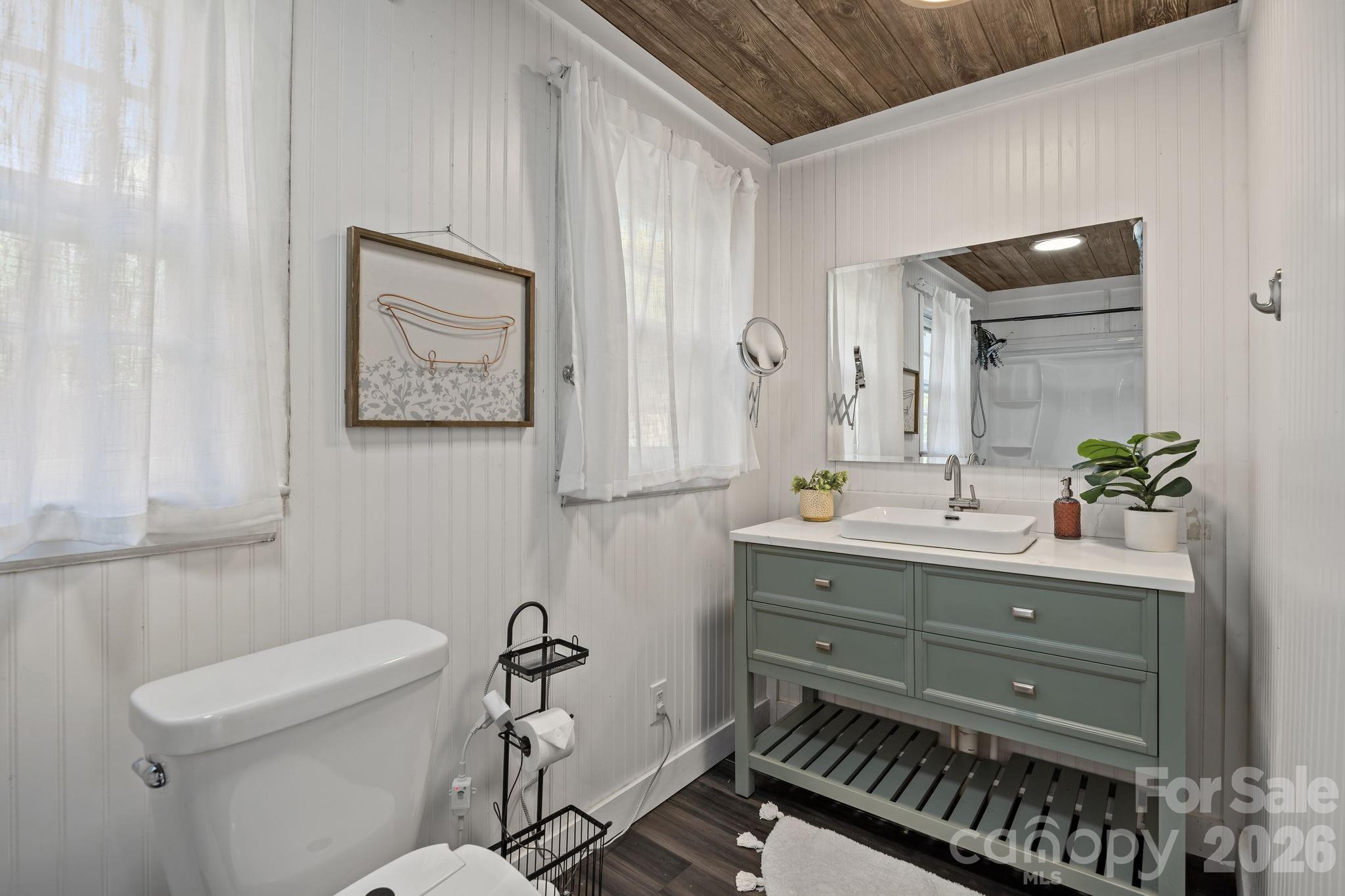 11 Log Cabin Trail