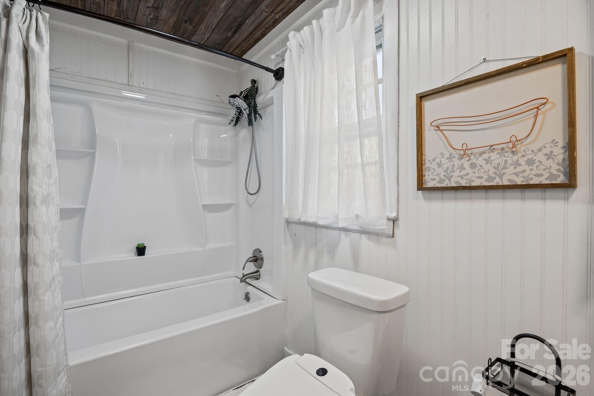 11 Log Cabin Trail
