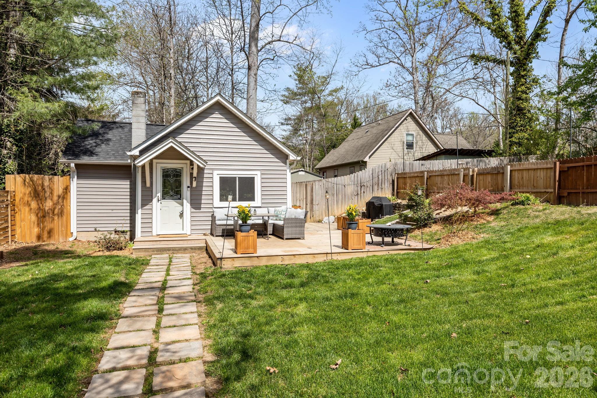 11 Log Cabin Trail