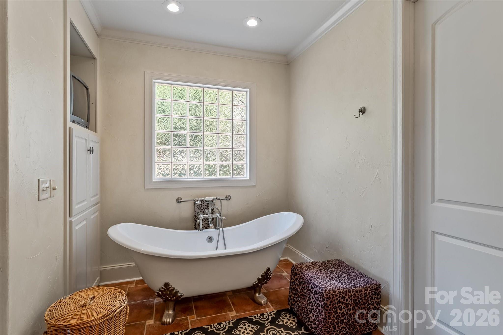 368 Players Ridge Road