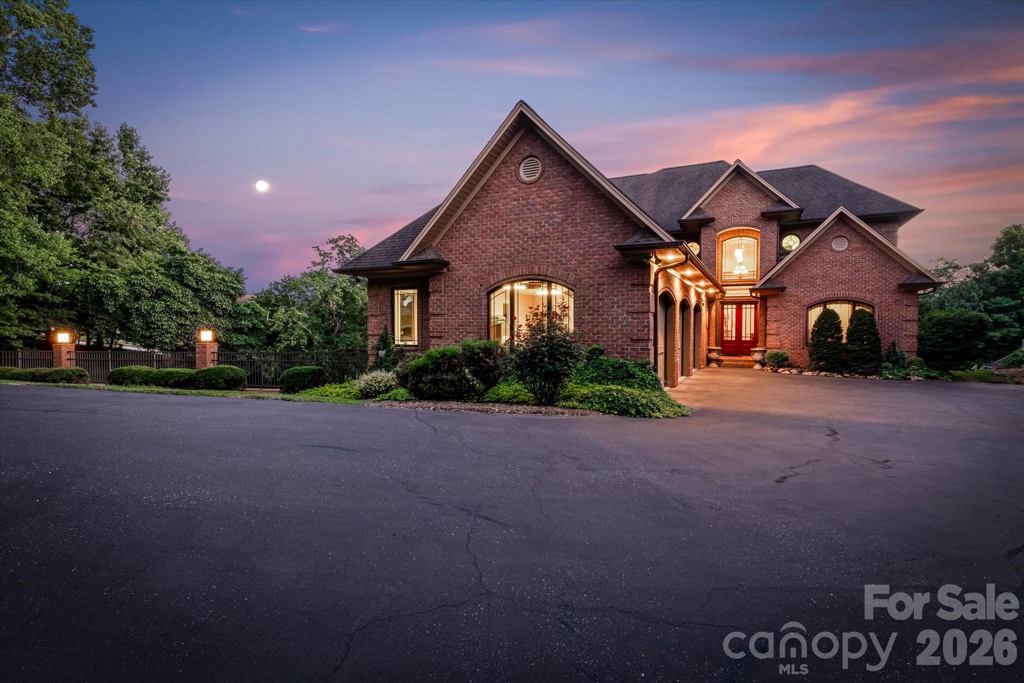 368 Players Ridge Road