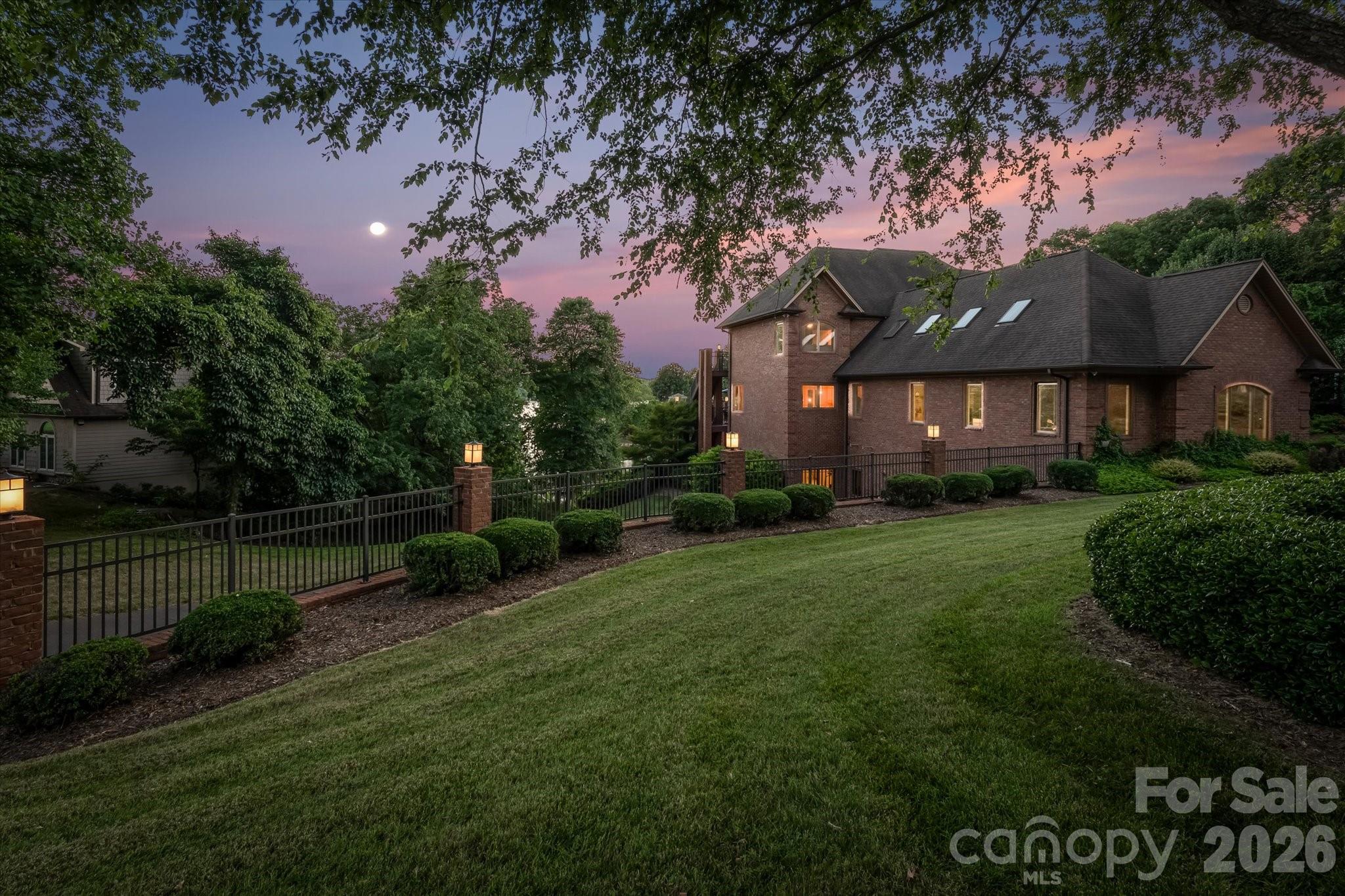 368 Players Ridge Road