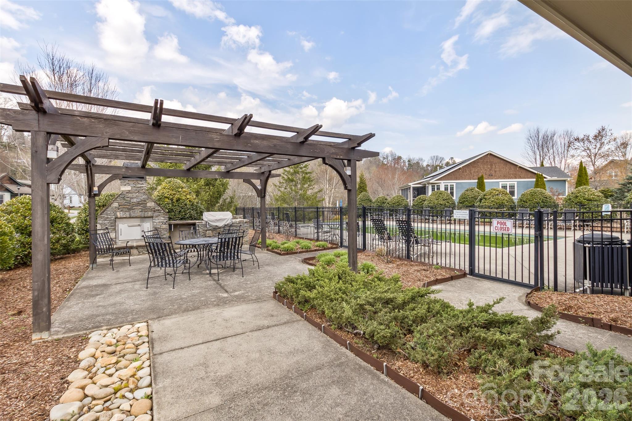 35 Pinebrook Club Drive