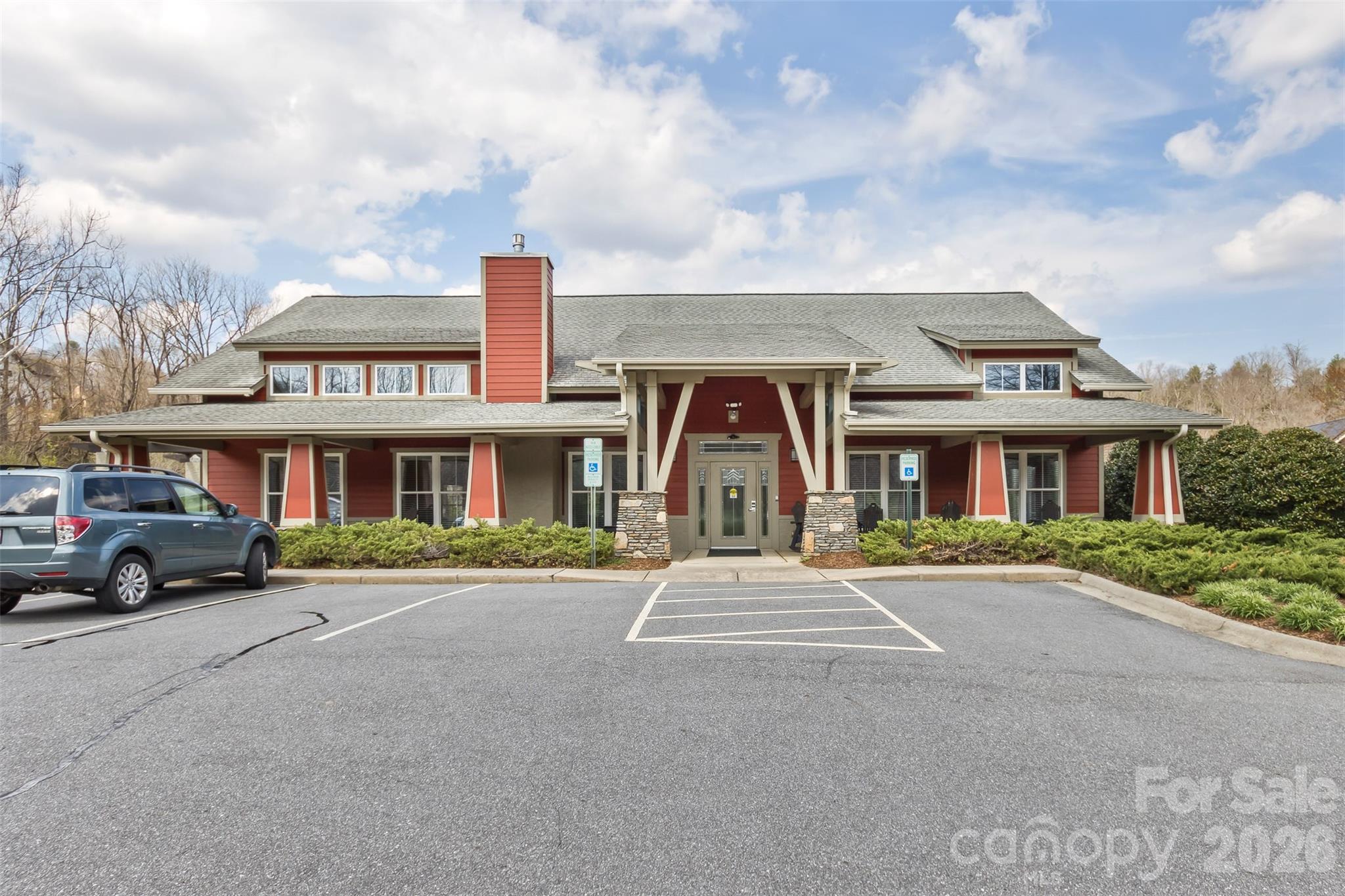 35 Pinebrook Club Drive