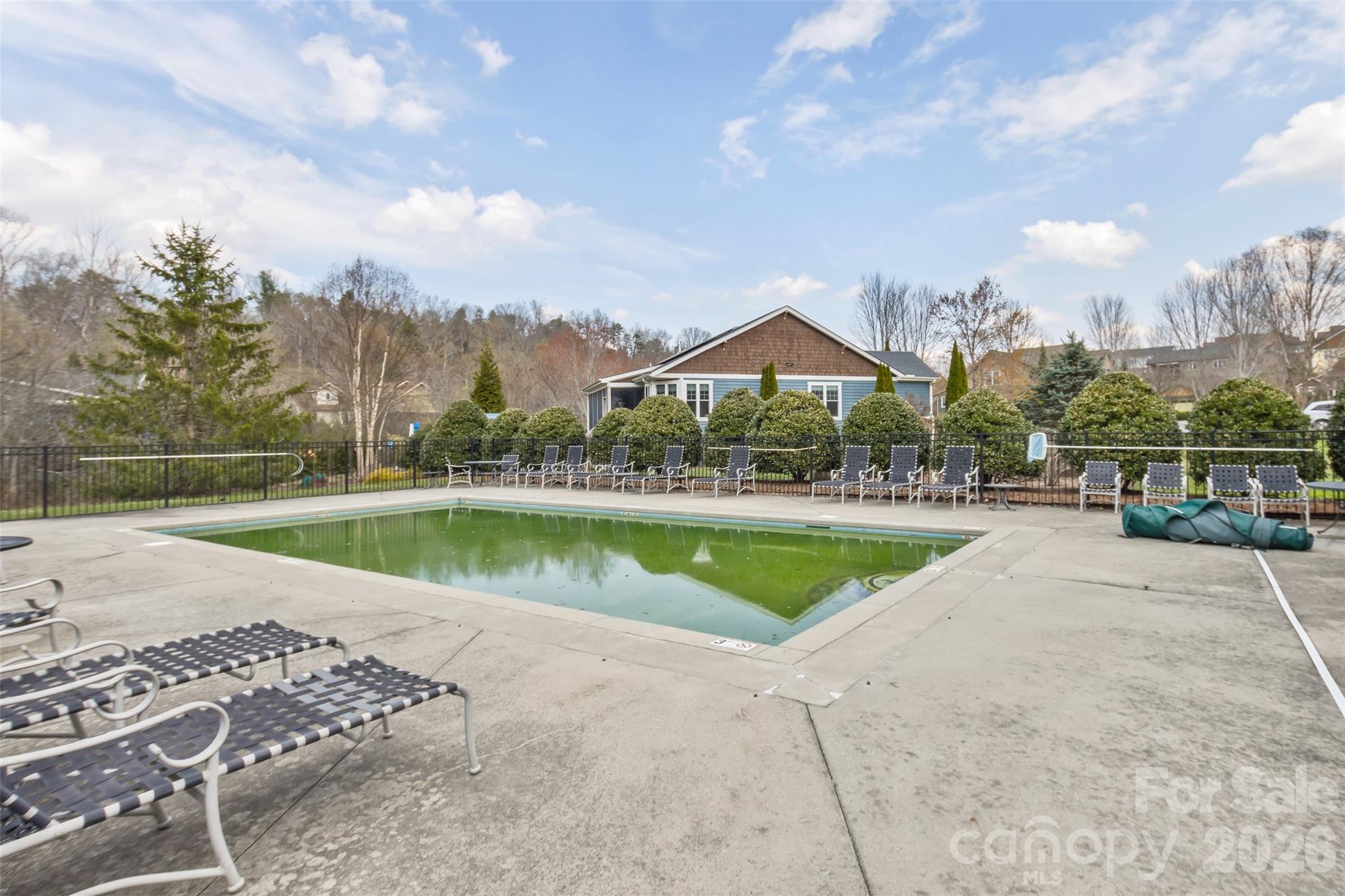 35 Pinebrook Club Drive