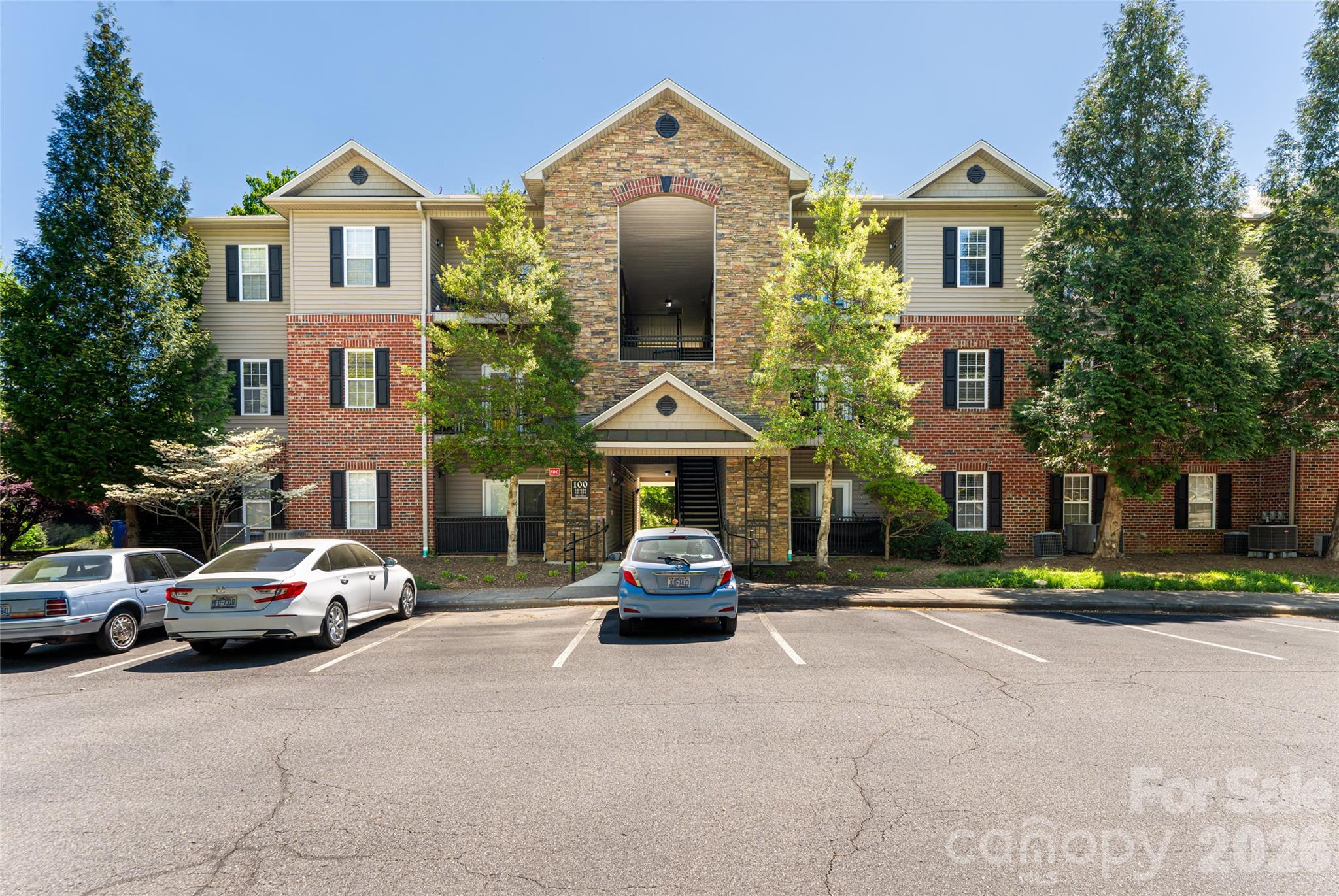 132 Appeldoorn Circle