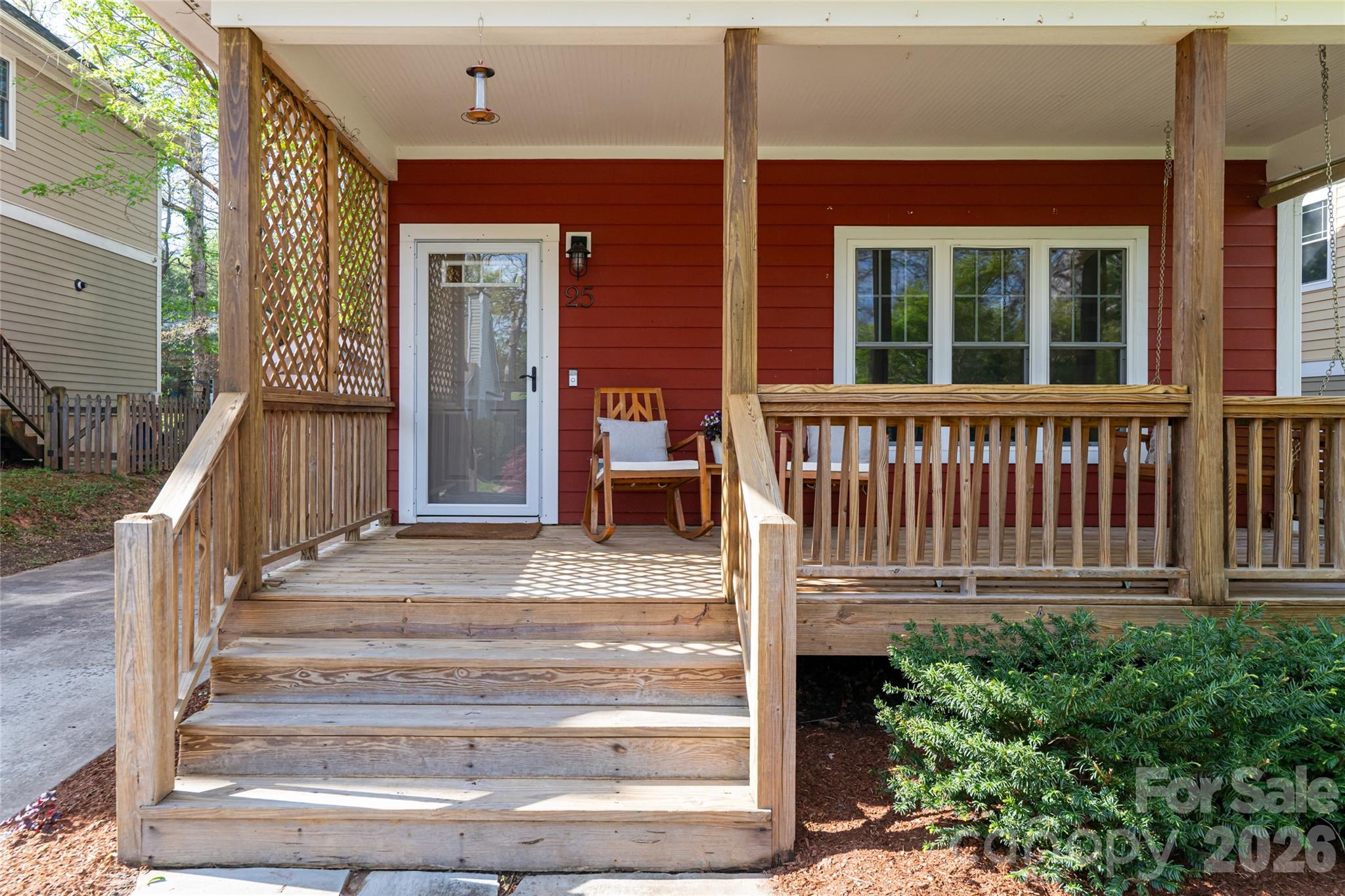 25 Lamar Avenue
