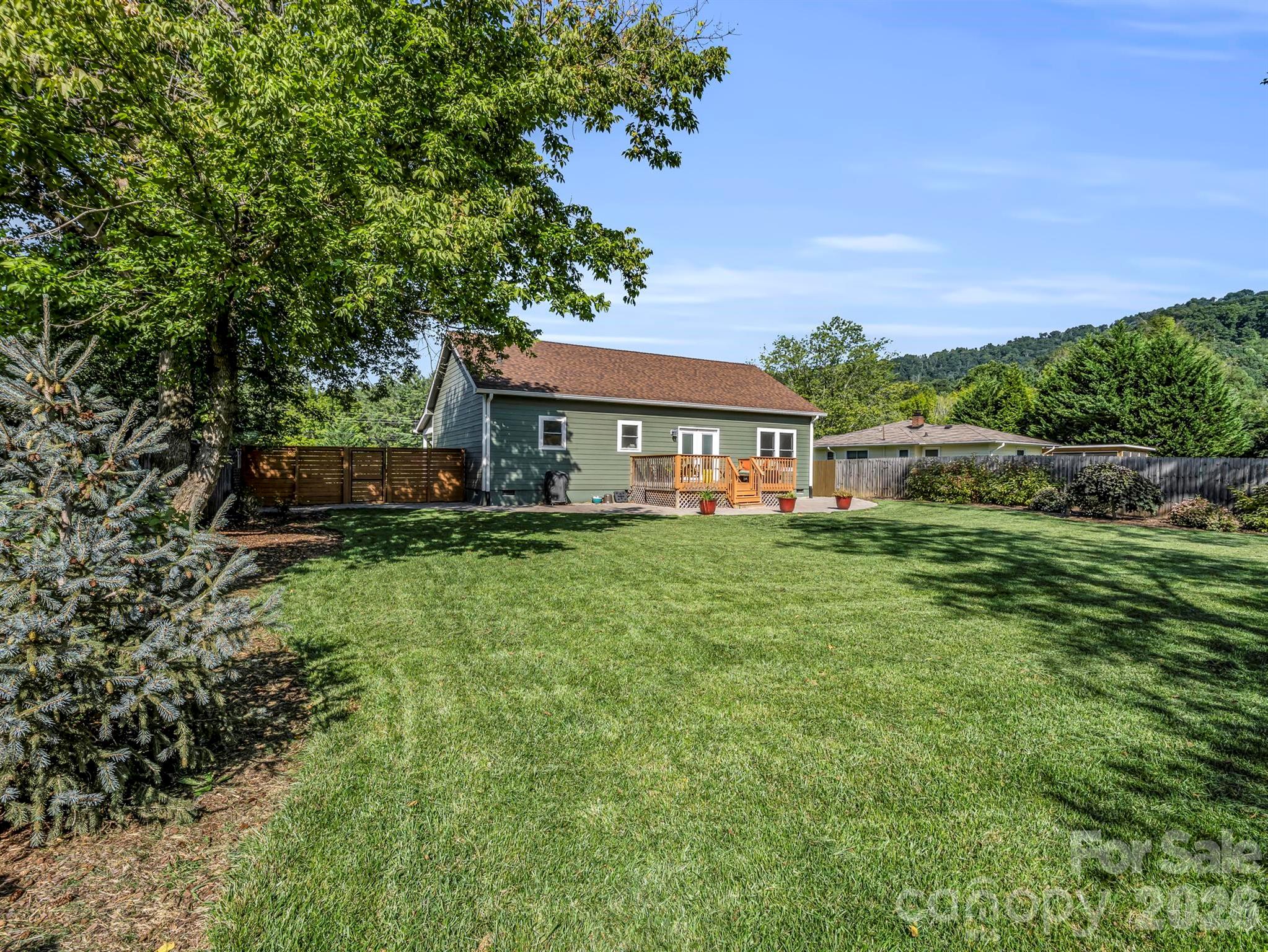 11 N Pershing Road