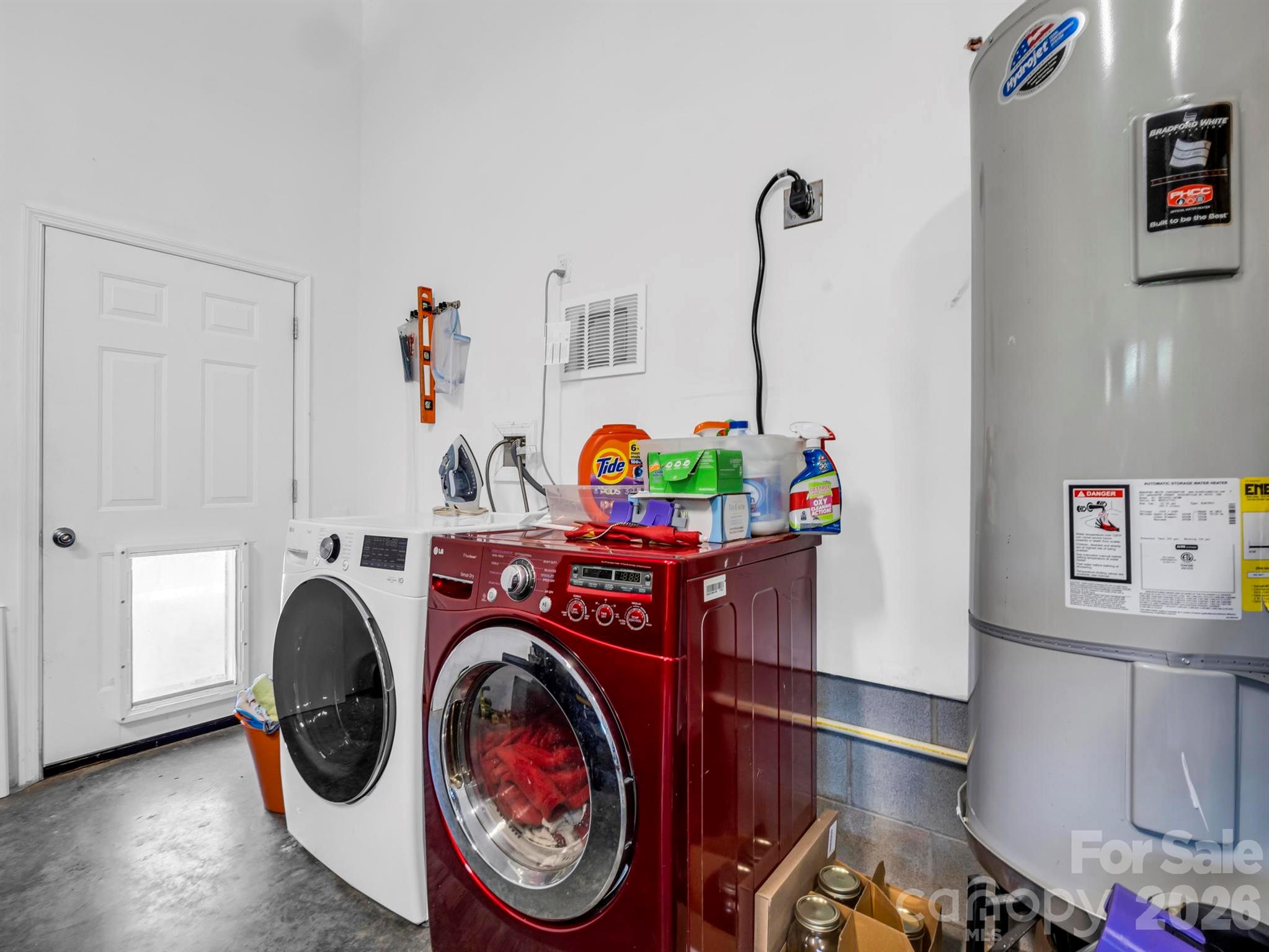 11 N Pershing Road