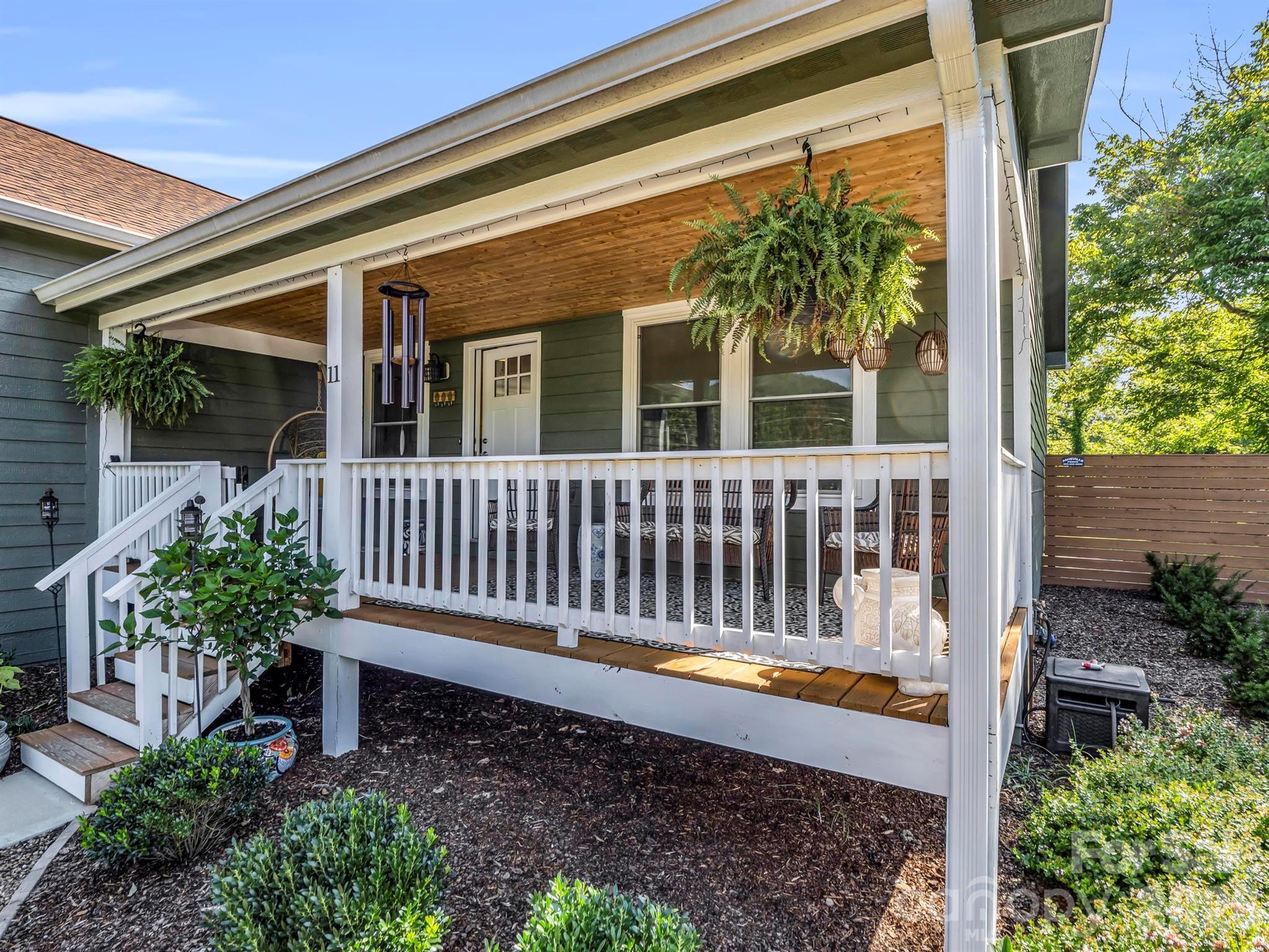 11 N Pershing Road