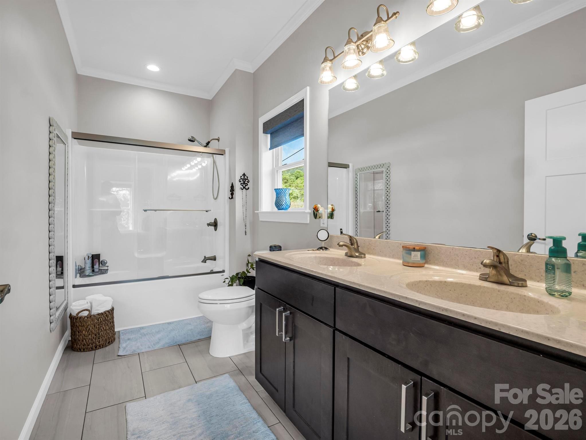 11 N Pershing Road
