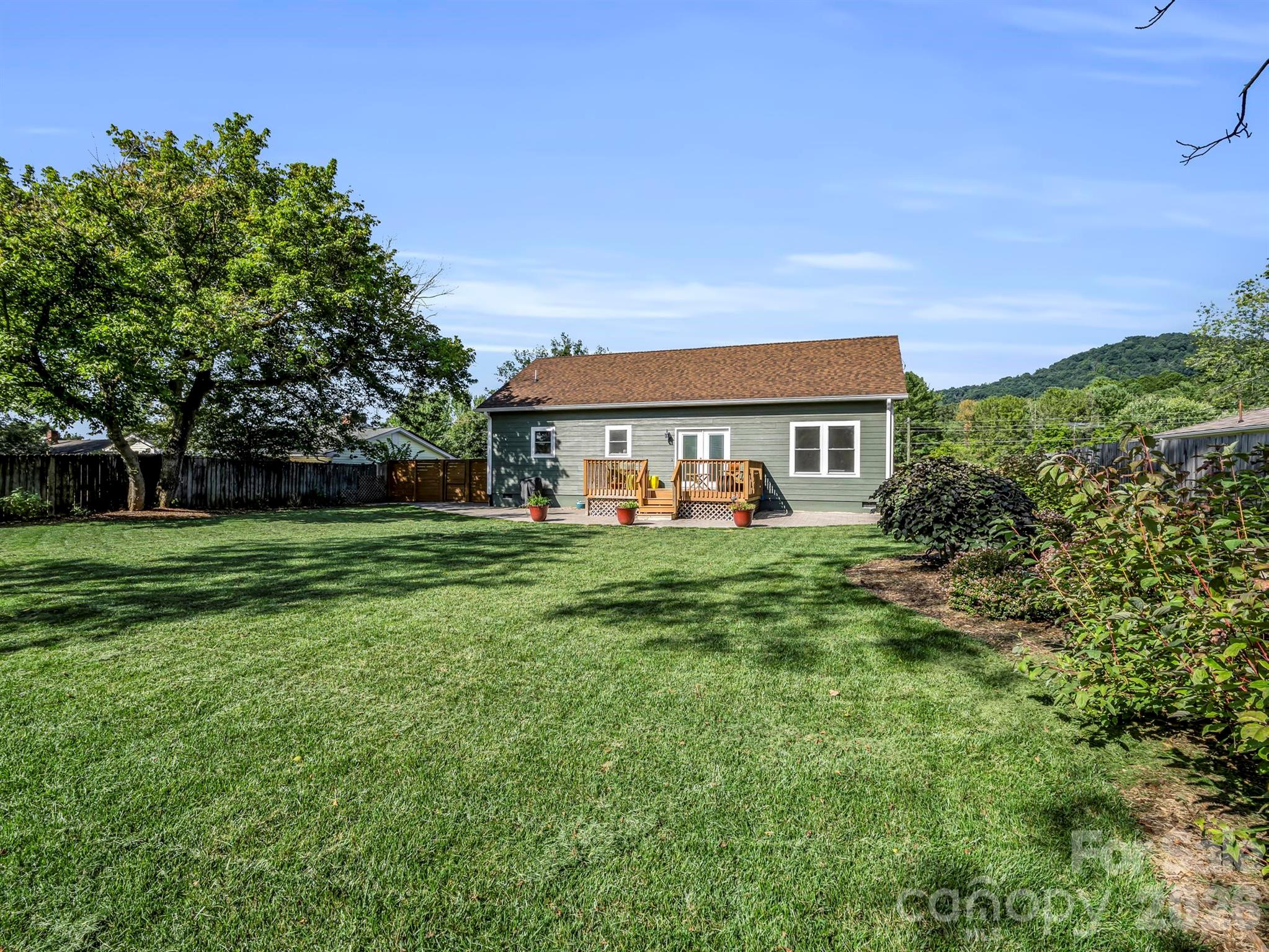 11 N Pershing Road