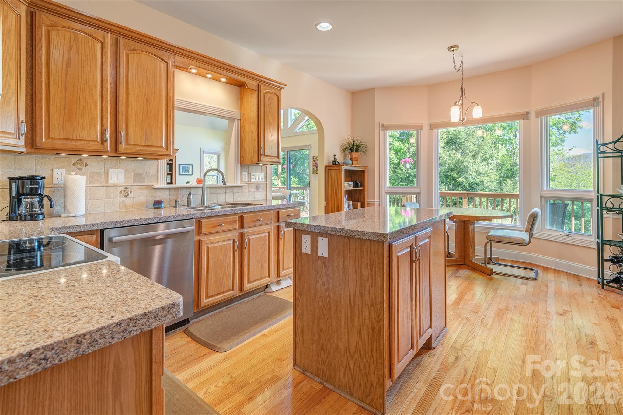 6 Clear Vista Drive