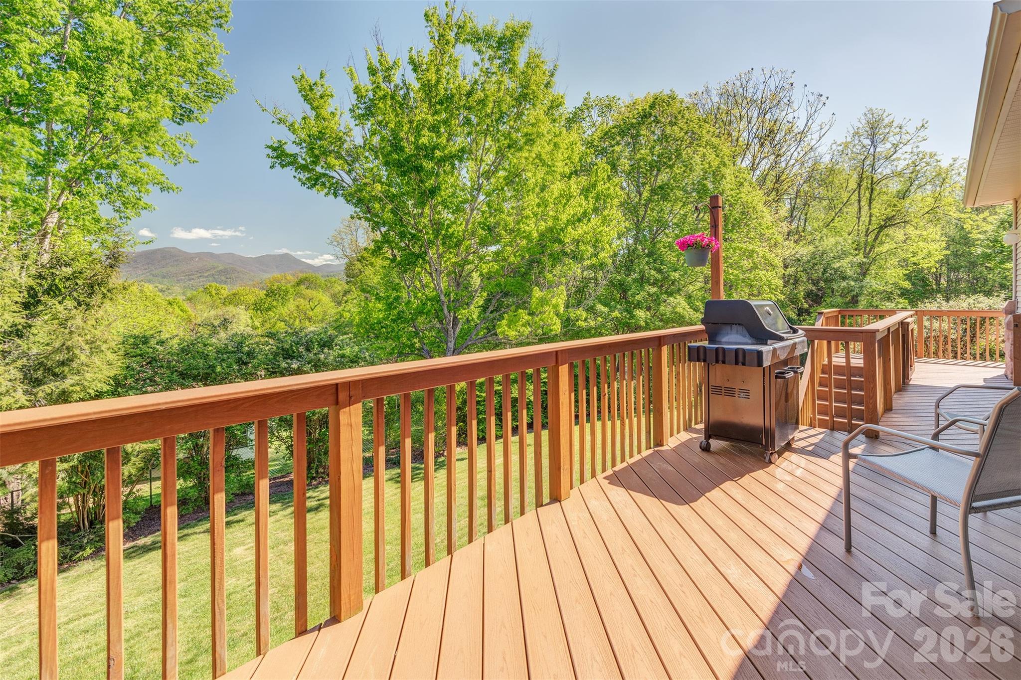 6 Clear Vista Drive