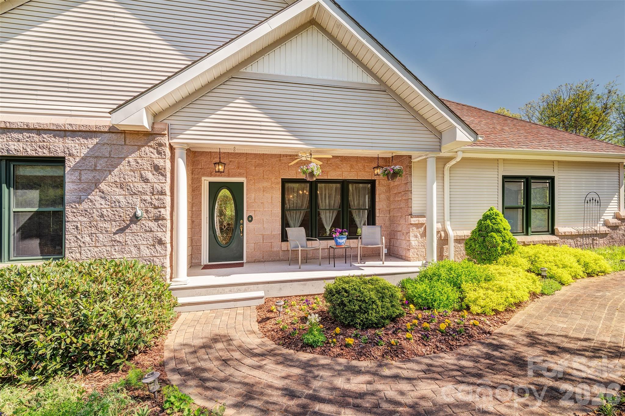 6 Clear Vista Drive