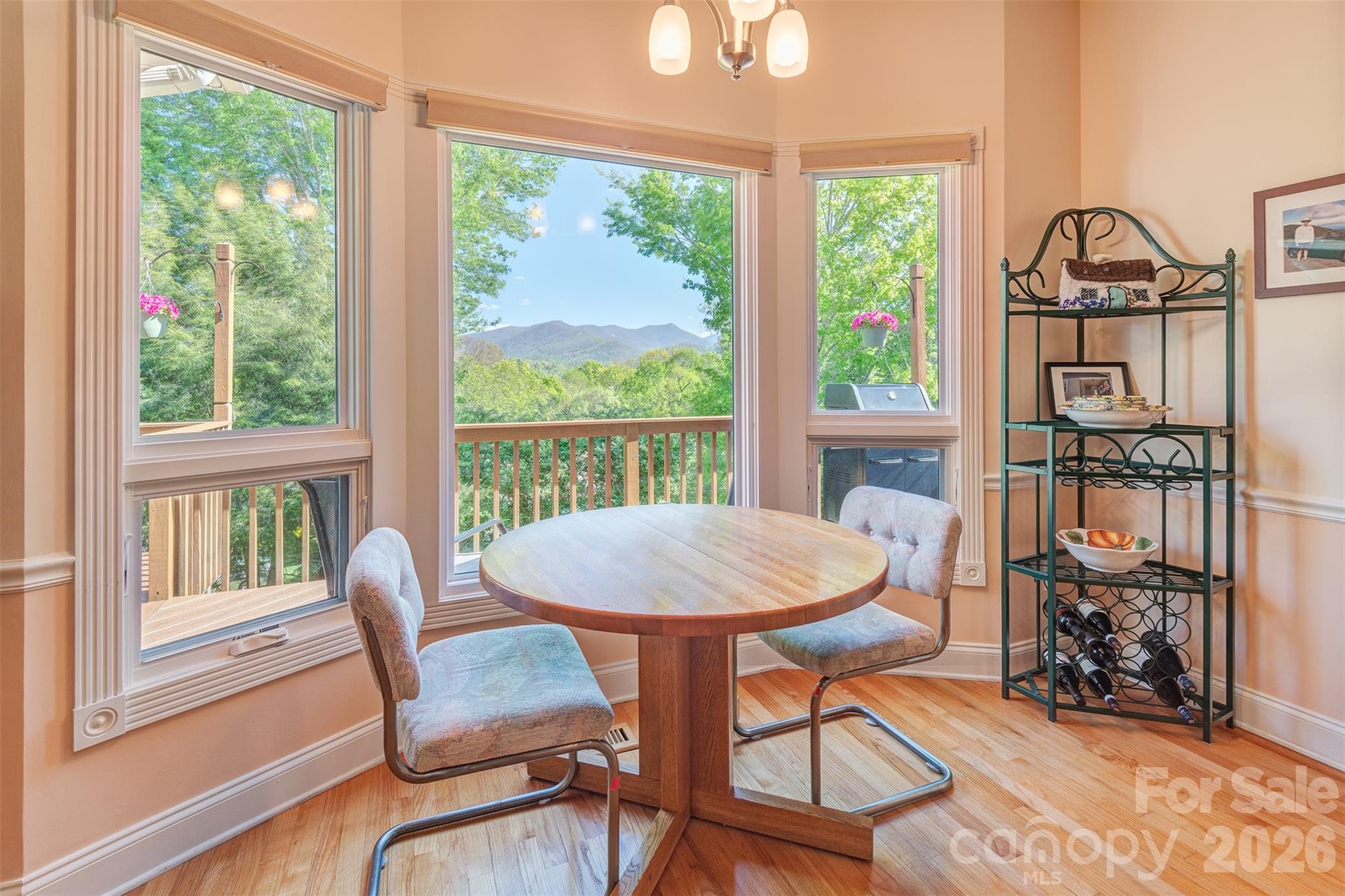 6 Clear Vista Drive