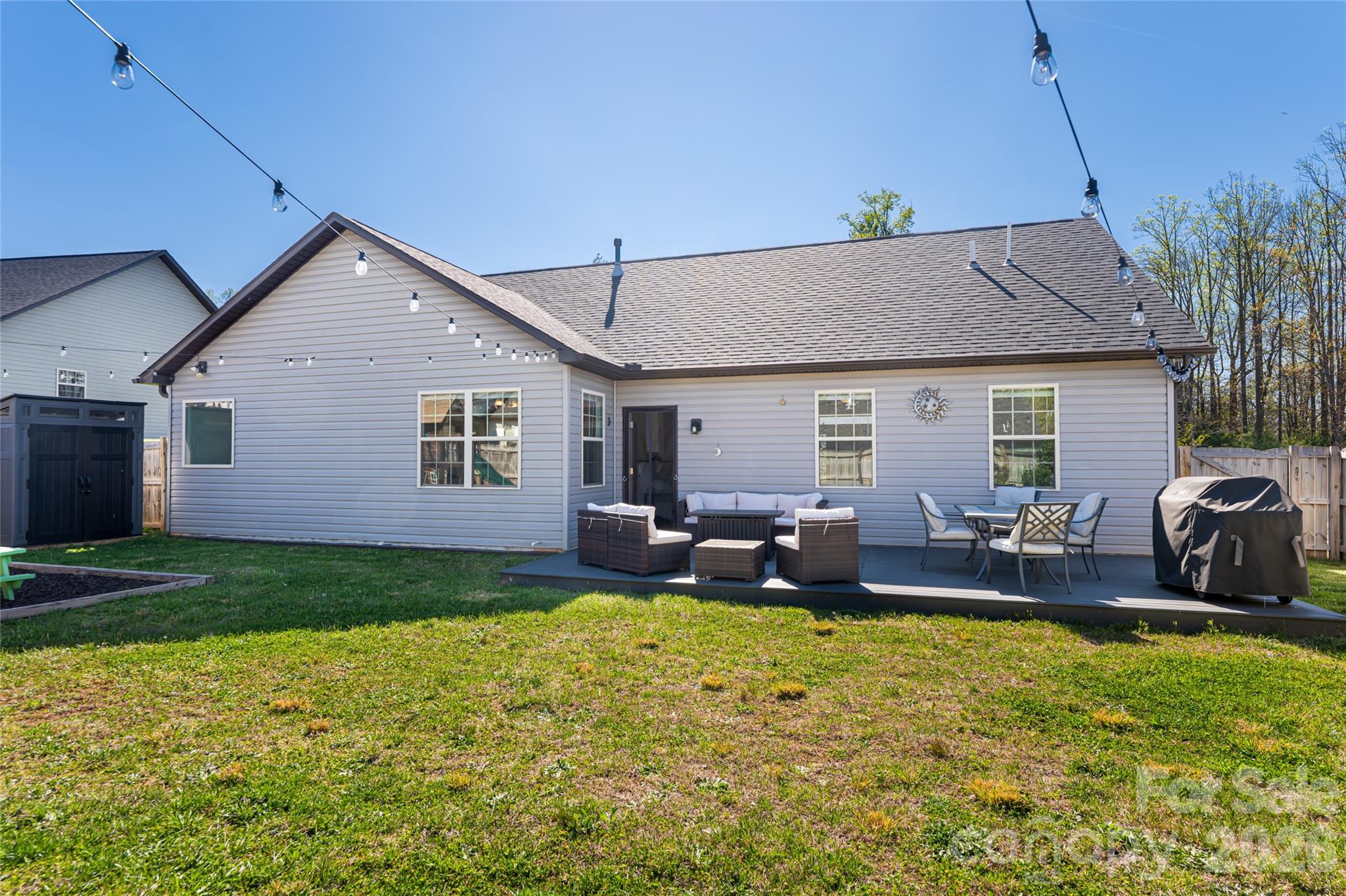 508 Rosebud Orchid Way