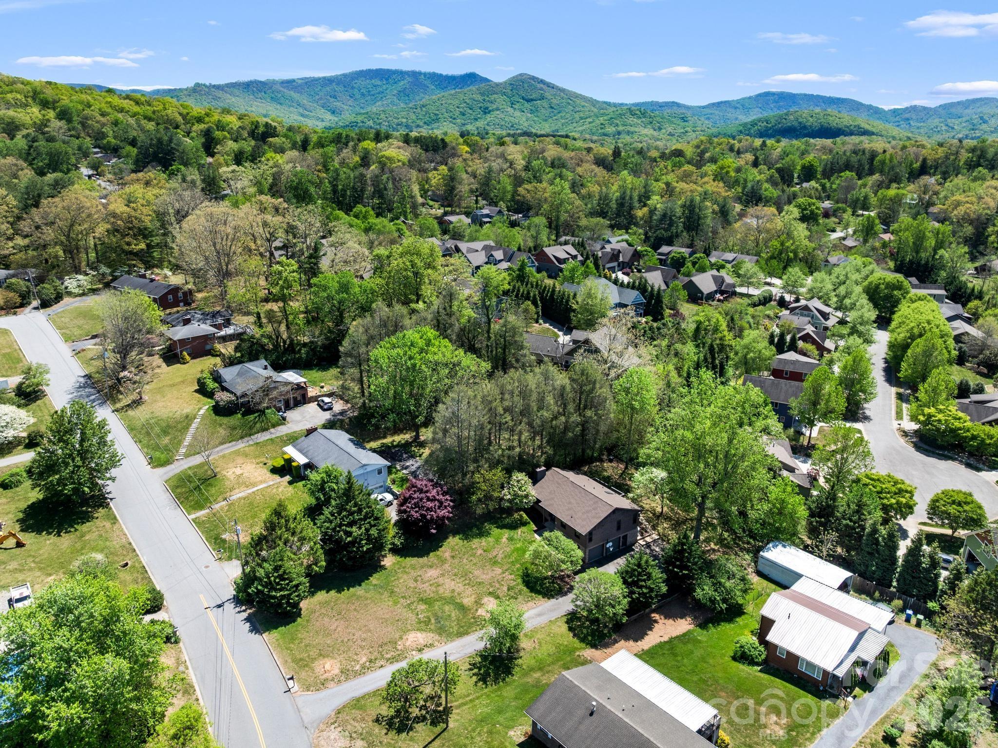 21 Dogwood Grove