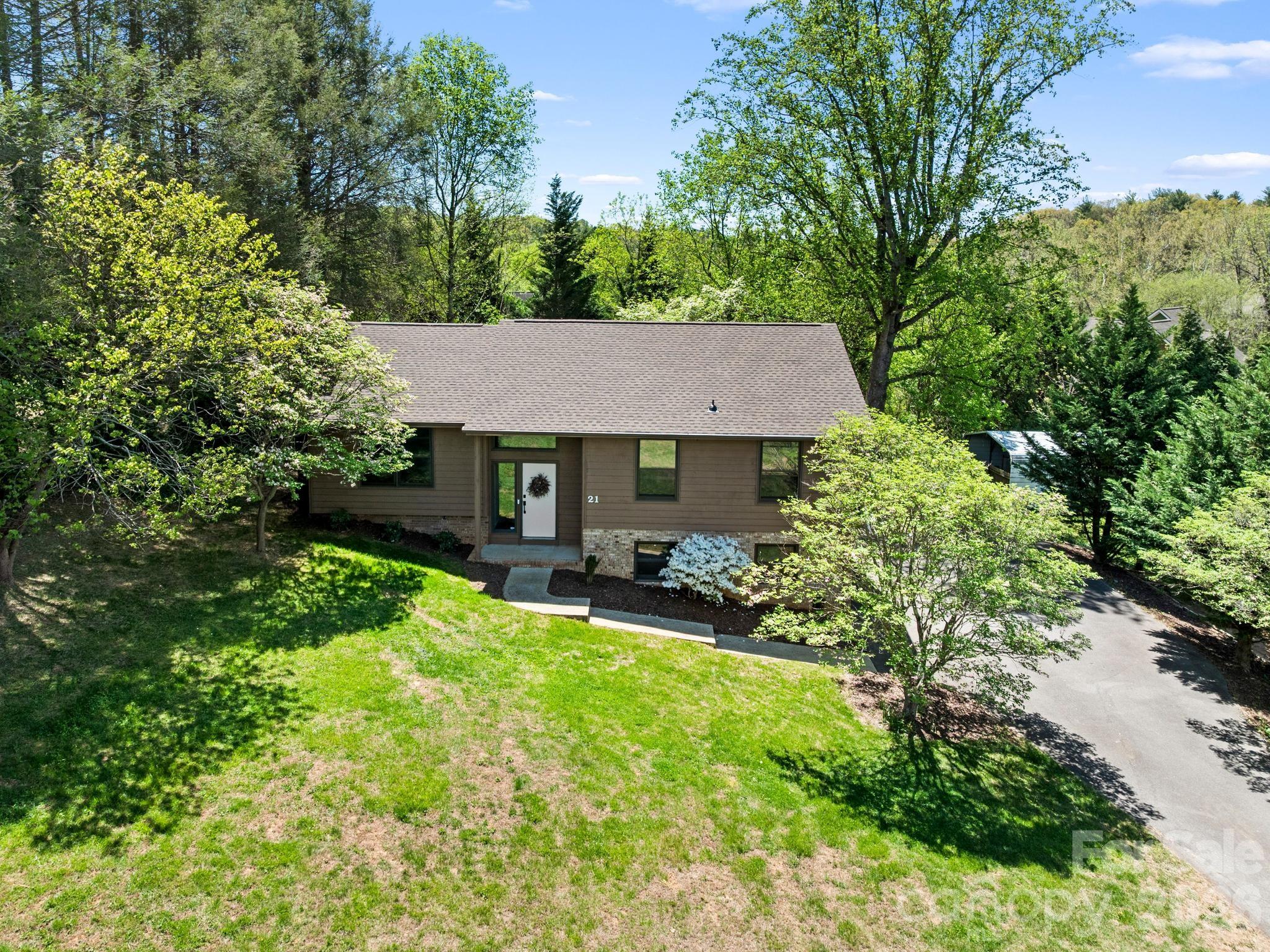 21 Dogwood Grove