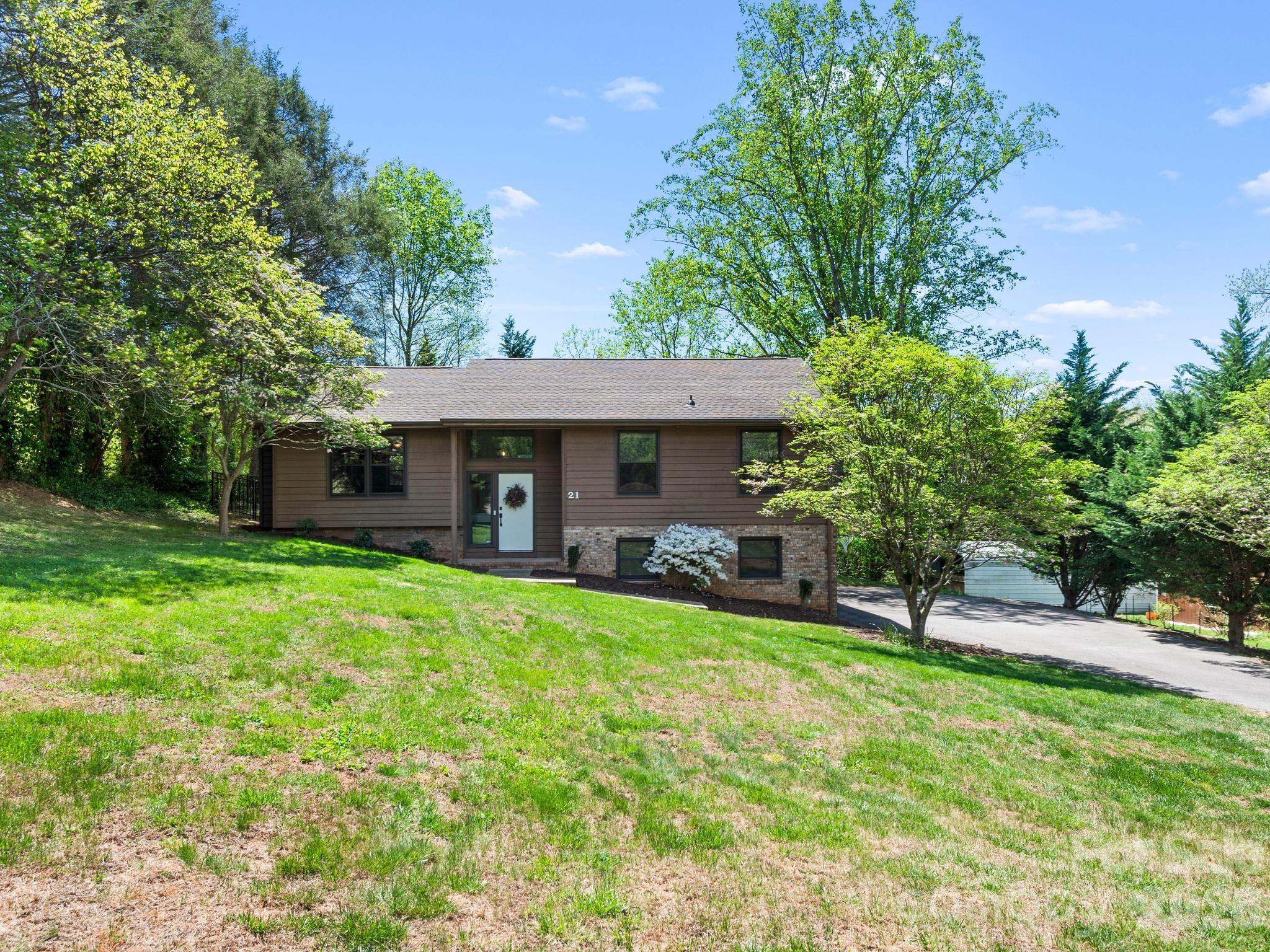 21 Dogwood Grove