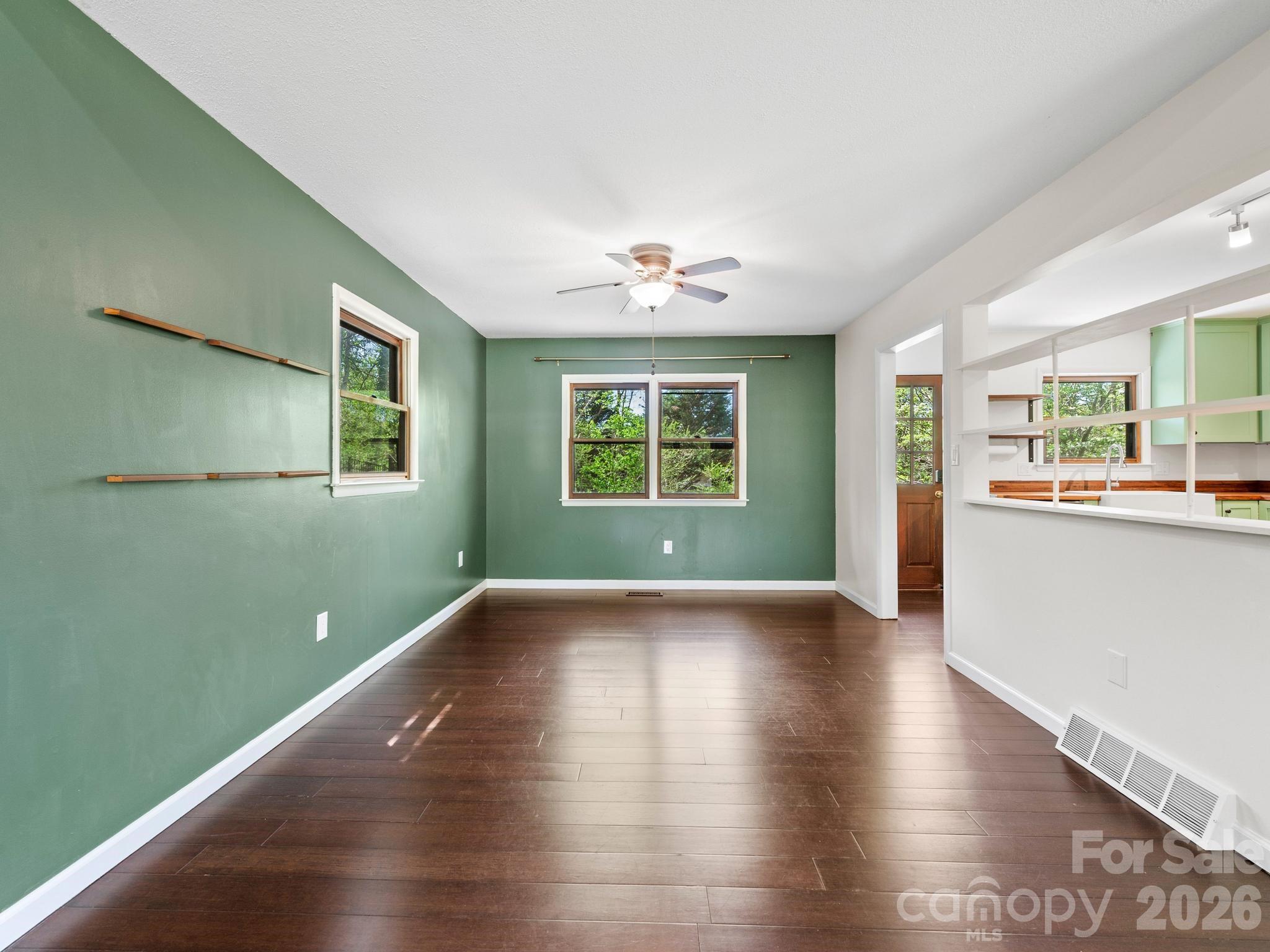 21 Dogwood Grove