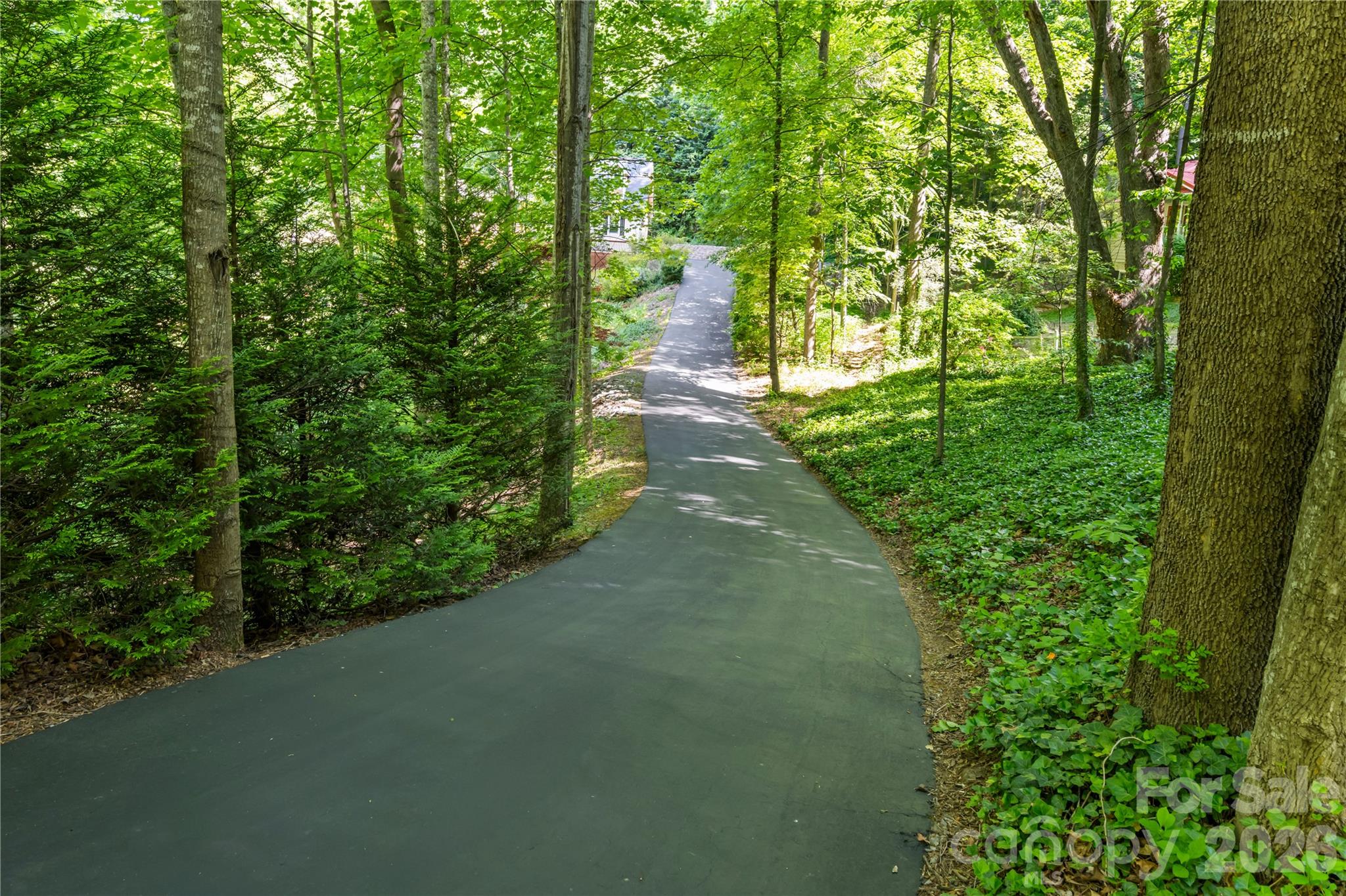 128 Churchill Downs Drive