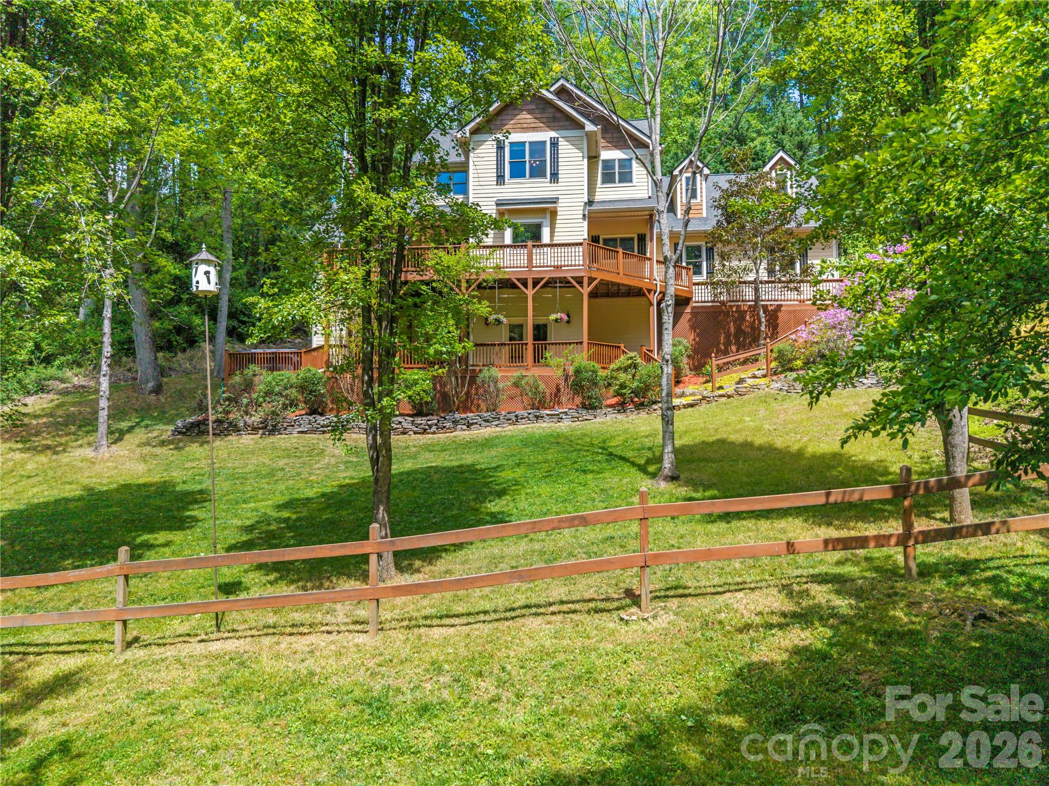 128 Churchill Downs Drive
