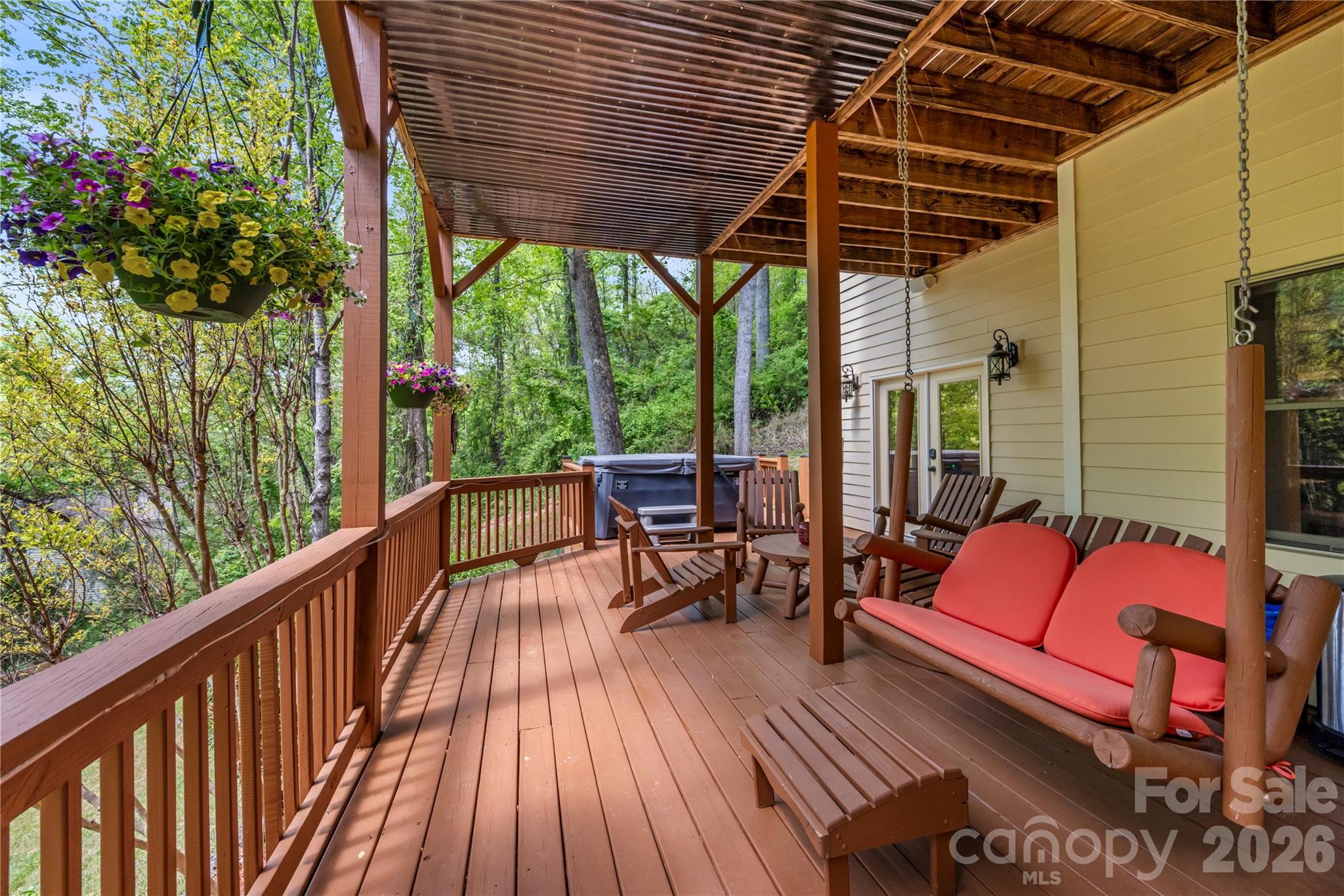 128 Churchill Downs Drive