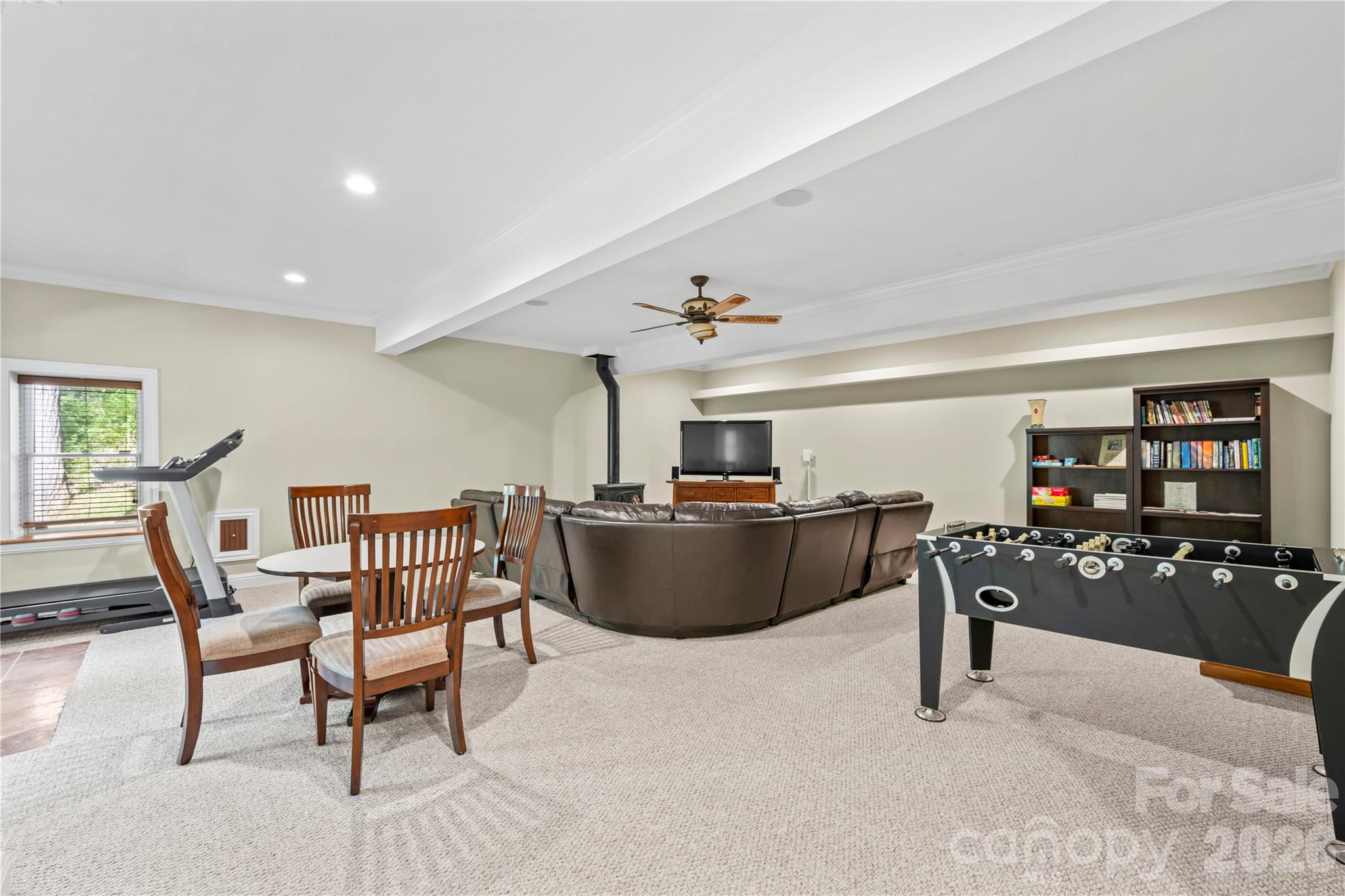 128 Churchill Downs Drive
