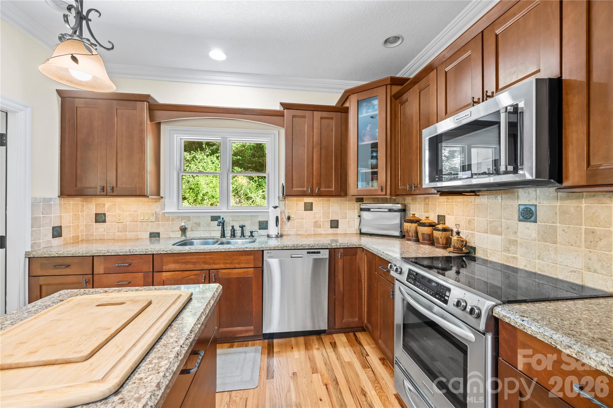 128 Churchill Downs Drive