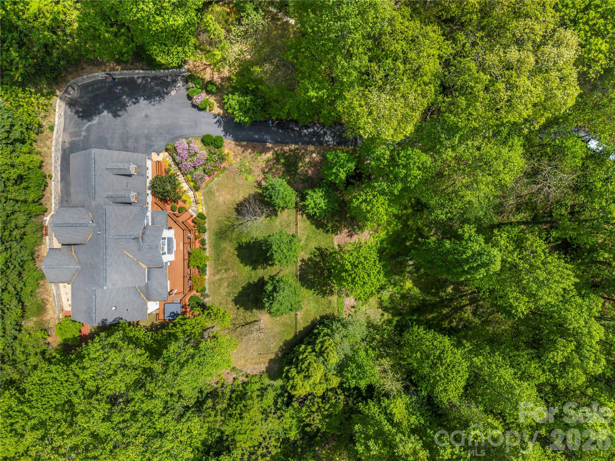 128 Churchill Downs Drive