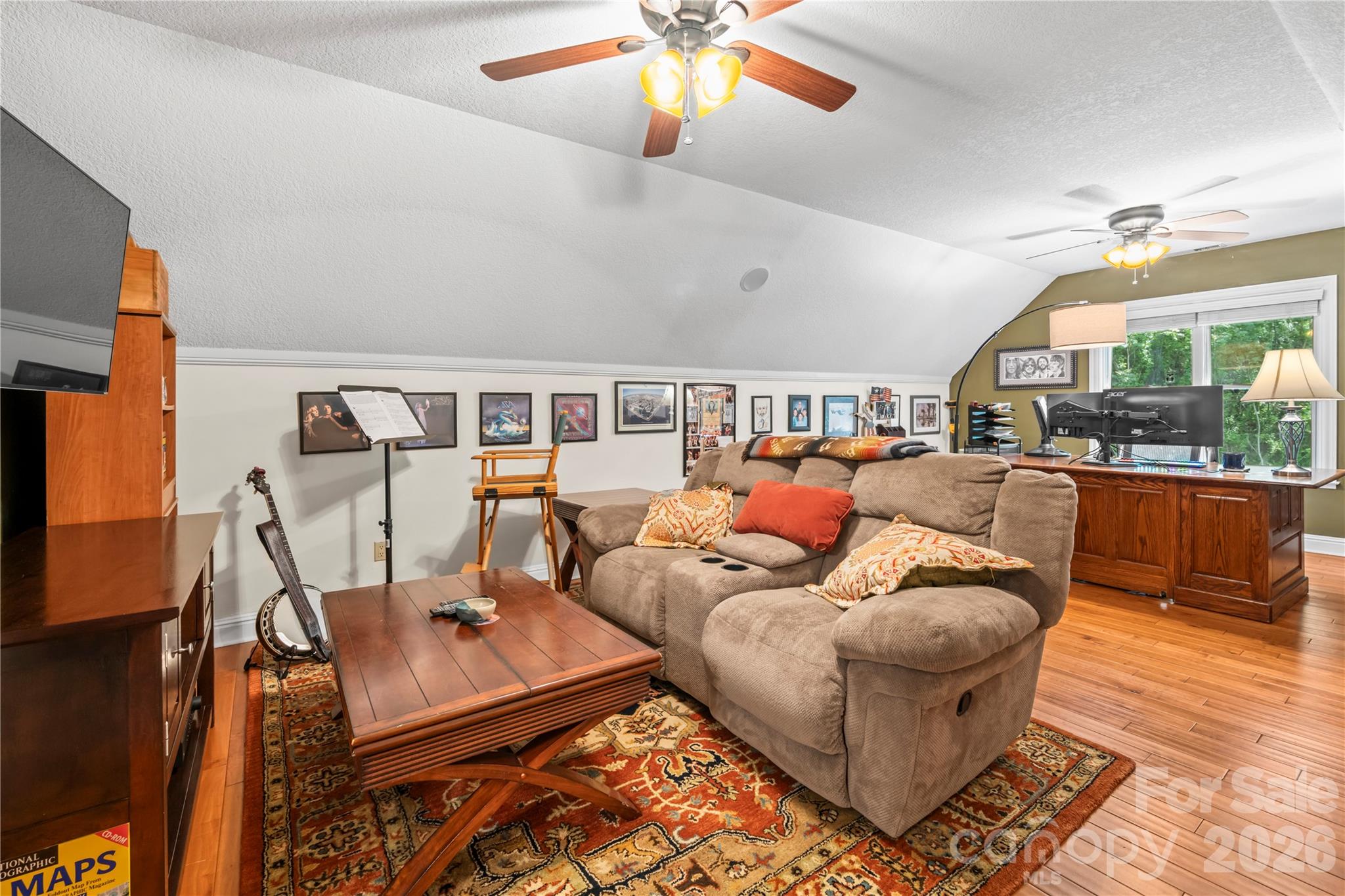 128 Churchill Downs Drive